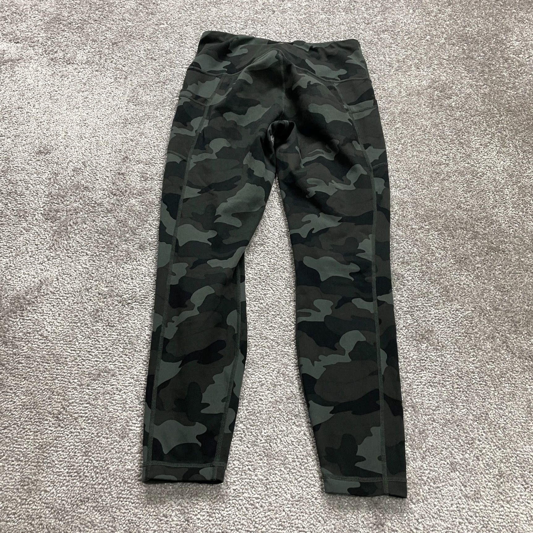Vintage 90 Degrees By Reflex Compression Leggings Womens Small Green Camo Pocket 26x24.5 Size 28" / US 6 / IT 42 - 2 Thumbnail