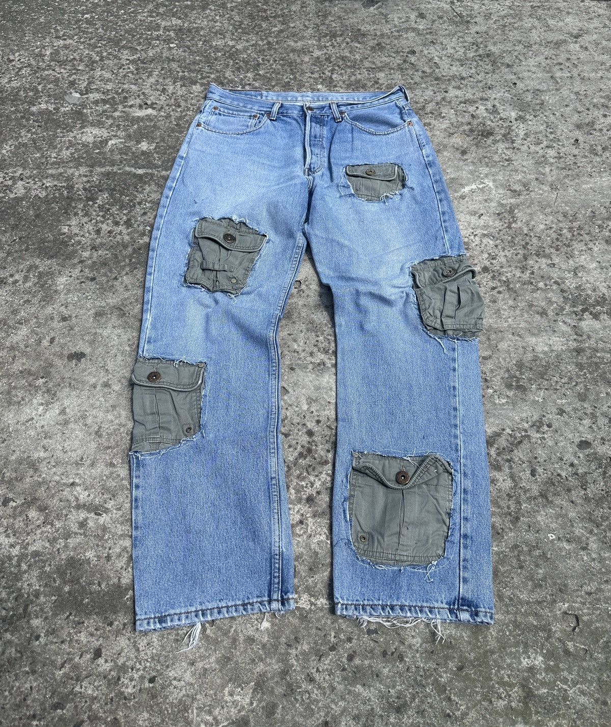 Levi's Y2K Vintage Levi’s Custom Cargo Jeans Streetwear Style USA Size US 34 / EU 50 - 1 Thumbnail