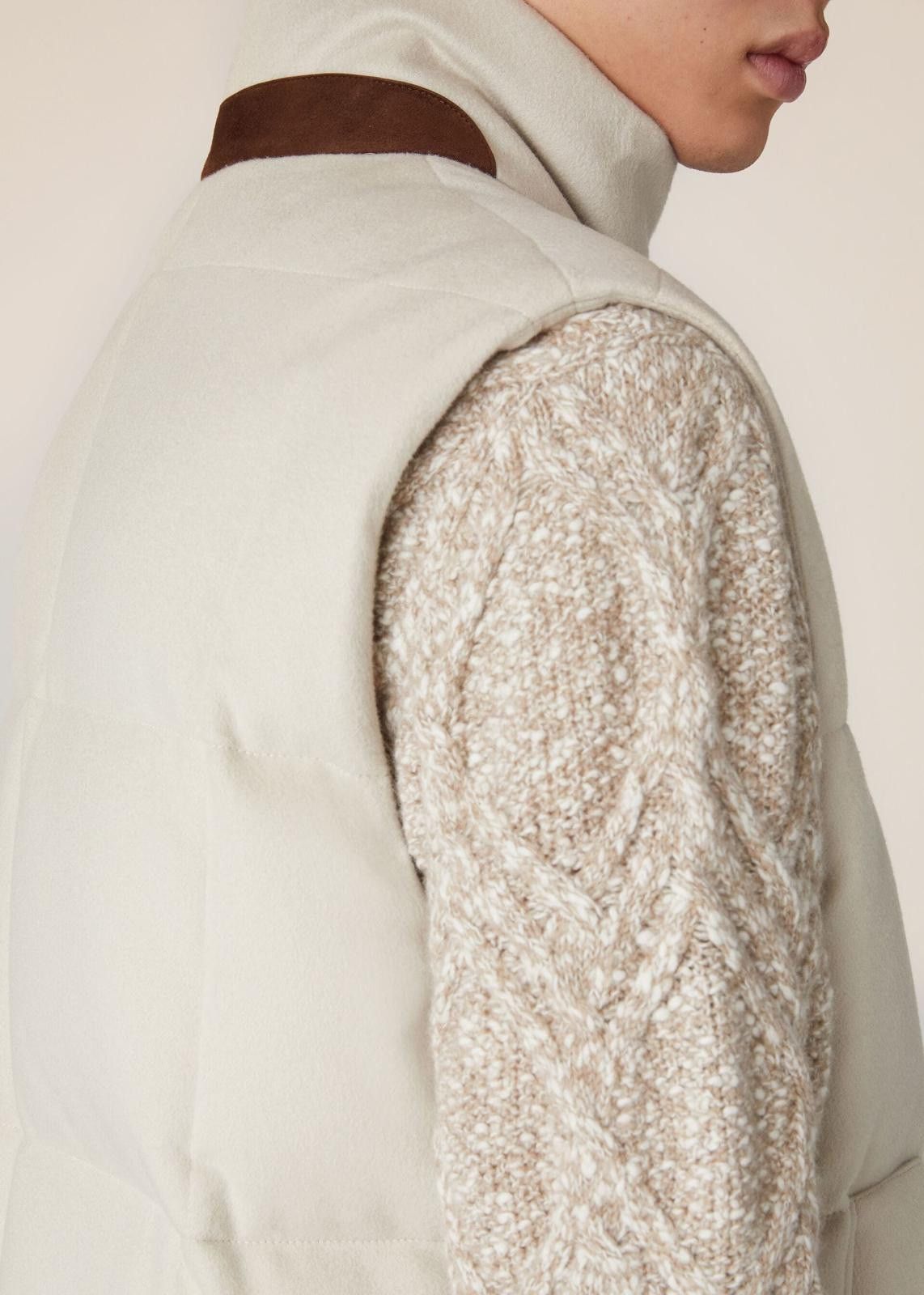 Loro Piana o1srvl11e1224 Tuul Cashmere Gilet Vest in Cream Size US M / EU 48-50 / 2 - 4 Thumbnail