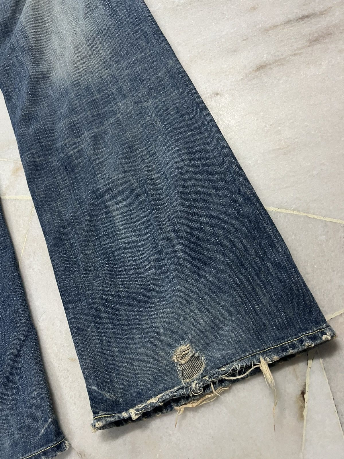 Japanese Brand 💥Flare💥Vintage Abercrombie & Fitch Distress Ripped Jean Size US 32 / EU 48 - 13 Thumbnail