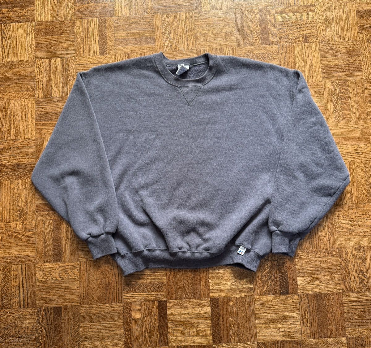Russell Athletic Vintage Russell Athletic Blank Crewneck Sweatshirt Size US XL / EU 56 / 4 - 1 Thumbnail