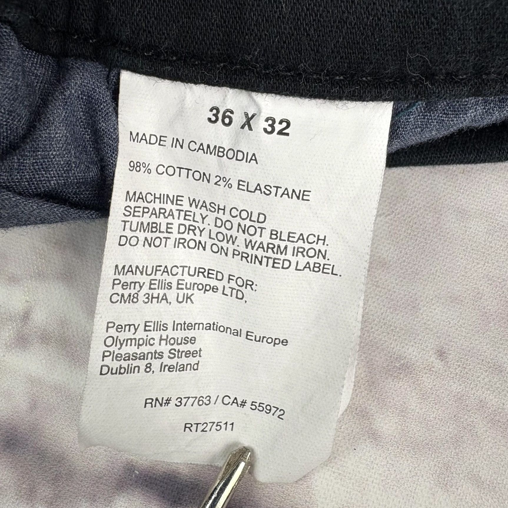 Perry Ellis Perry Ellis Pants Men 36x32 Black Slim Chino Casual Dress Flat Front Zip Fly Pockets Stretch Size US 36 / EU 52 - 6 Thumbnail