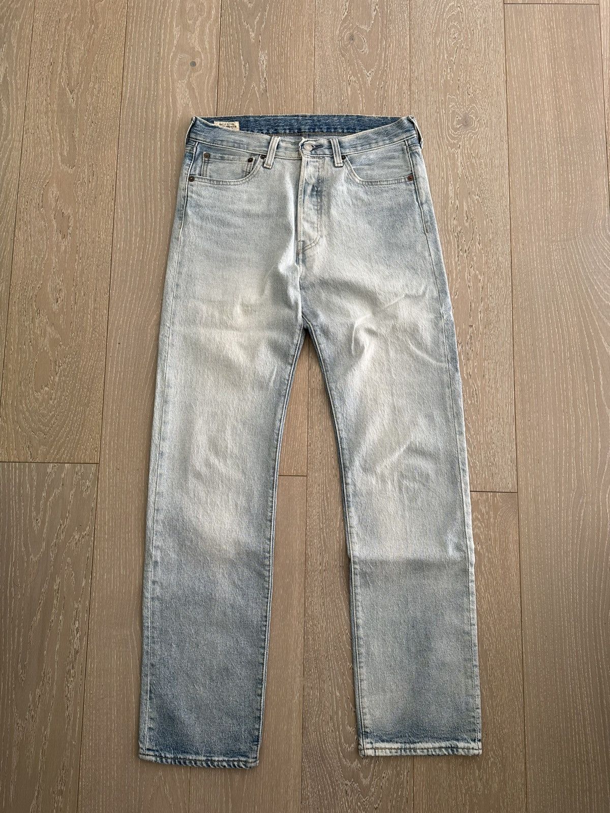 Levi's Levi’s 501 Denim Regular Fit Jeans Light Blue 32x34 Size US 32 / EU 48 - 1 Thumbnail