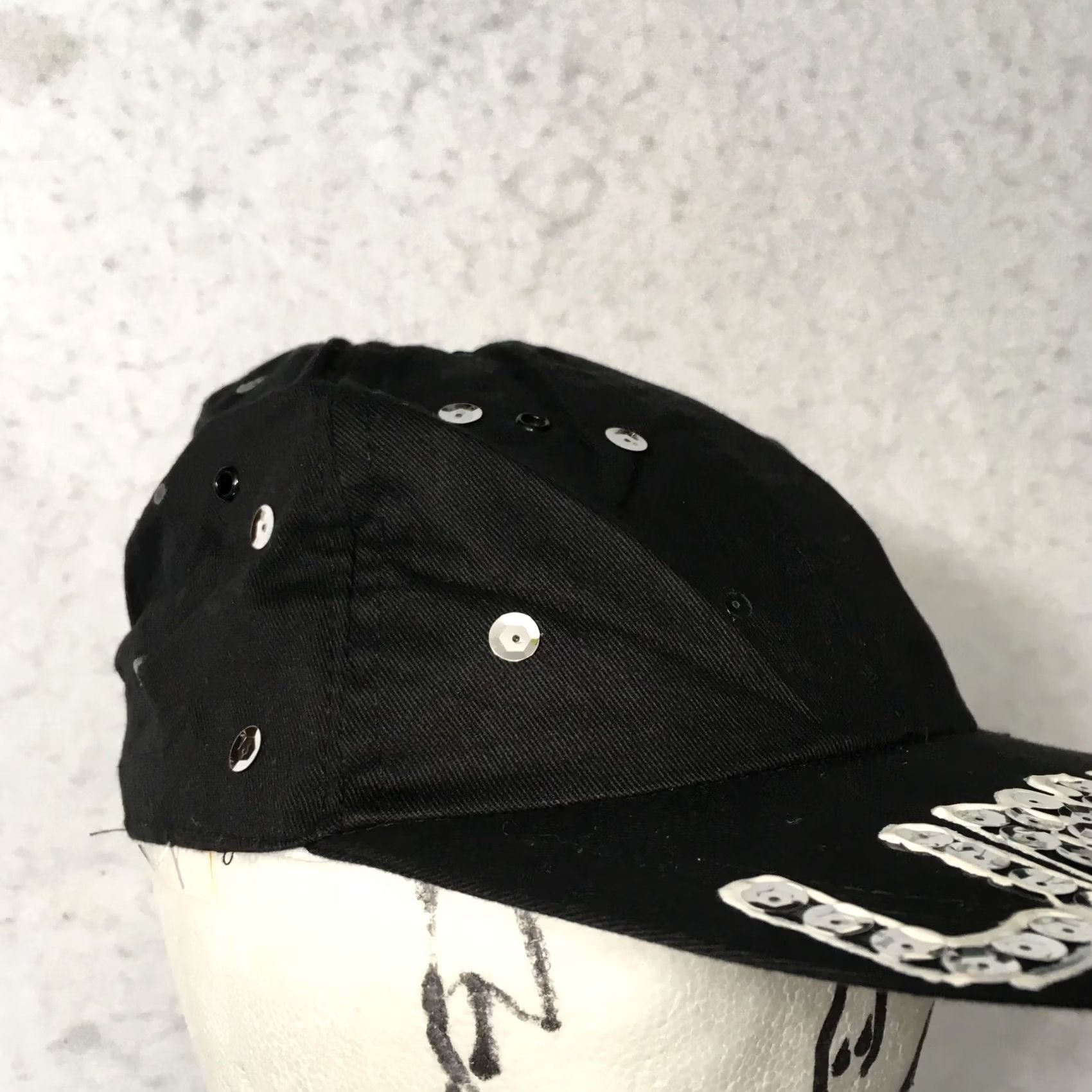 Vintage arlin LINDSAY spell out Cap One Size black stretch Sequins Size ONE SIZE - 4 Thumbnail