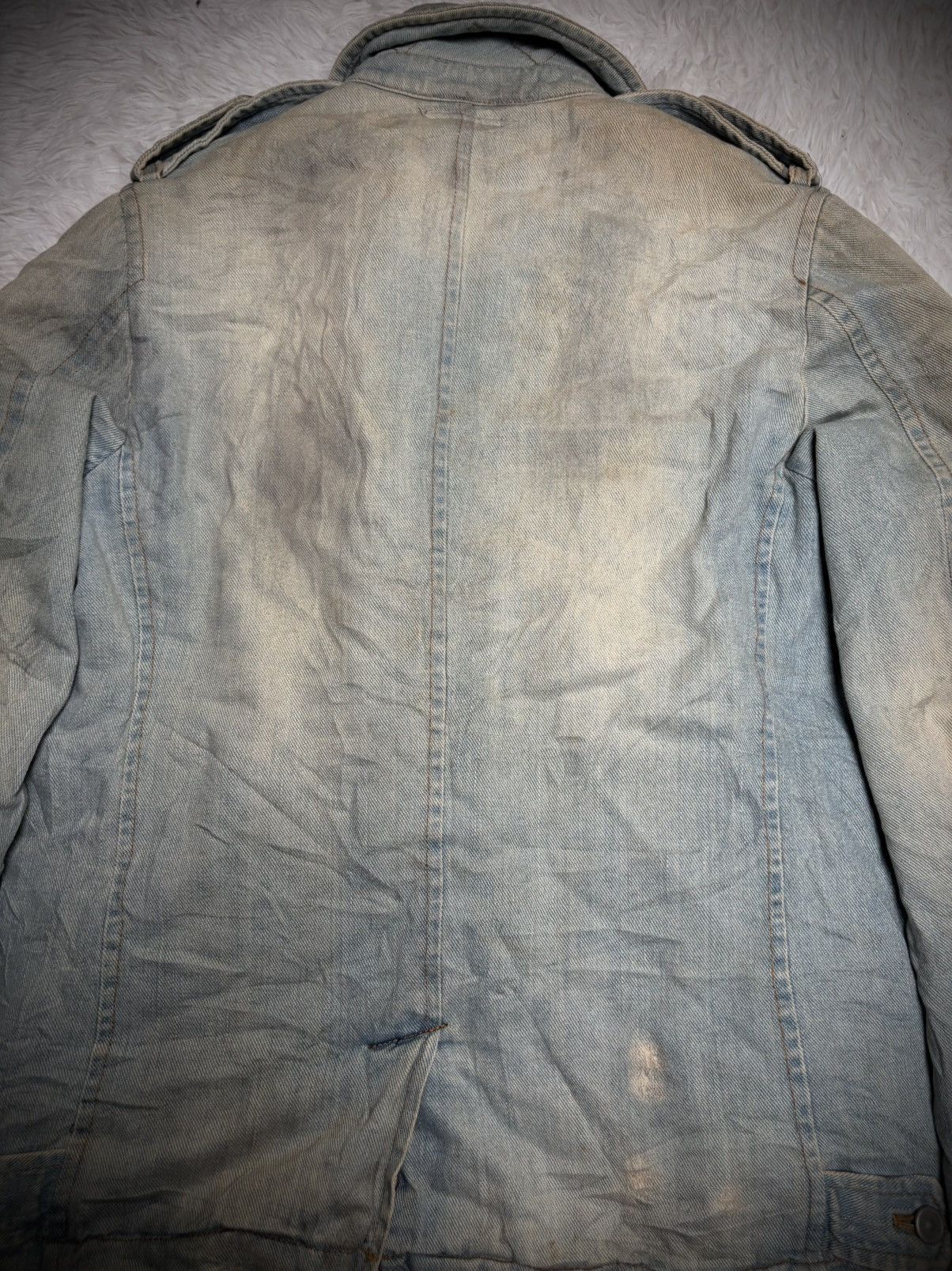 Le Grande Bleu (L.G.B.) Davit MEURSAULT Homme napolean distressed denim jacket Size US L / EU 52-54 / 3 - 10 Thumbnail