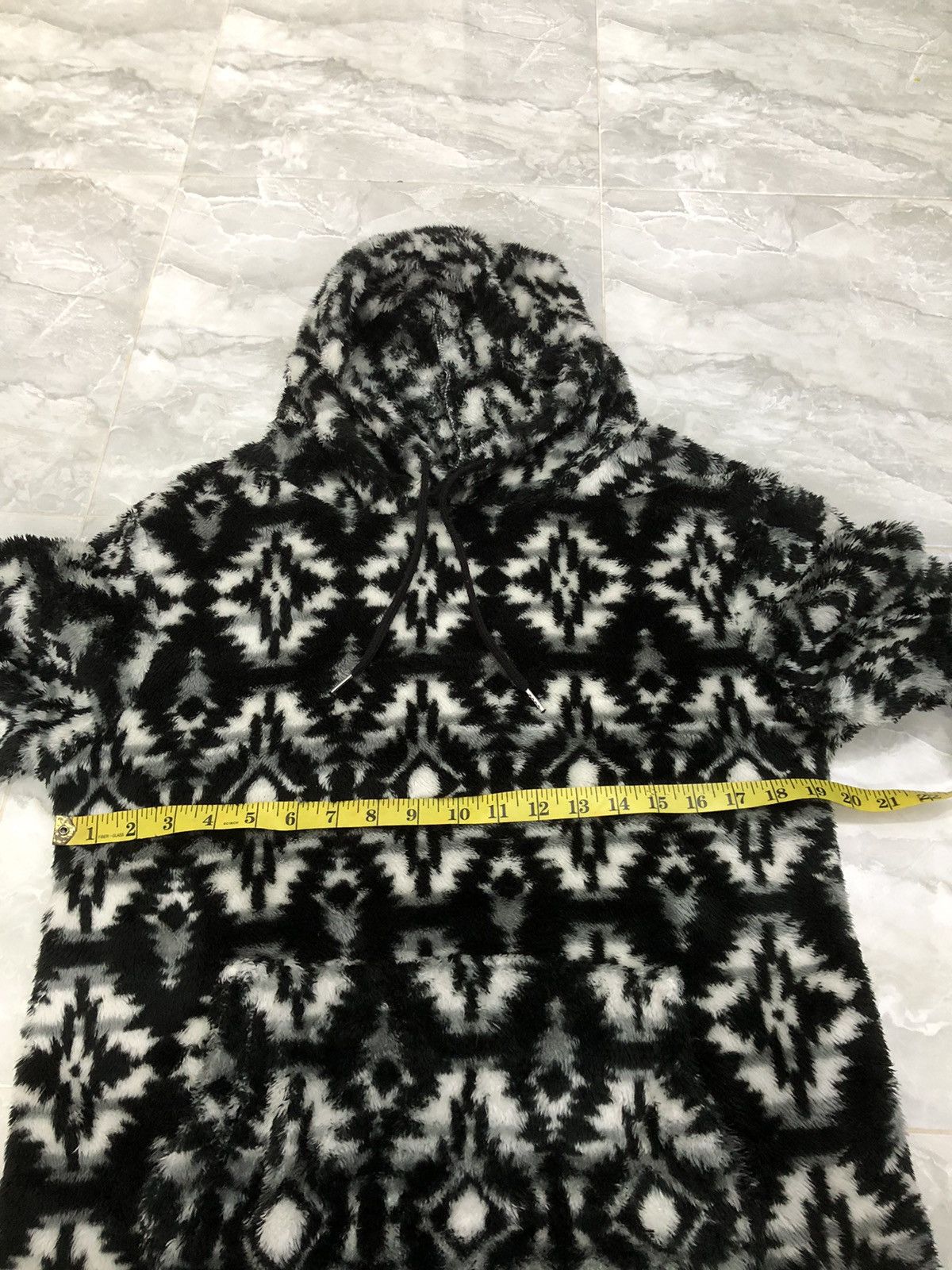 Japanese Brand Rill Fox Japan Fuzzy Tribal Fleece Hoodie Size US M / EU 48-50 / 2 - 14 Thumbnail