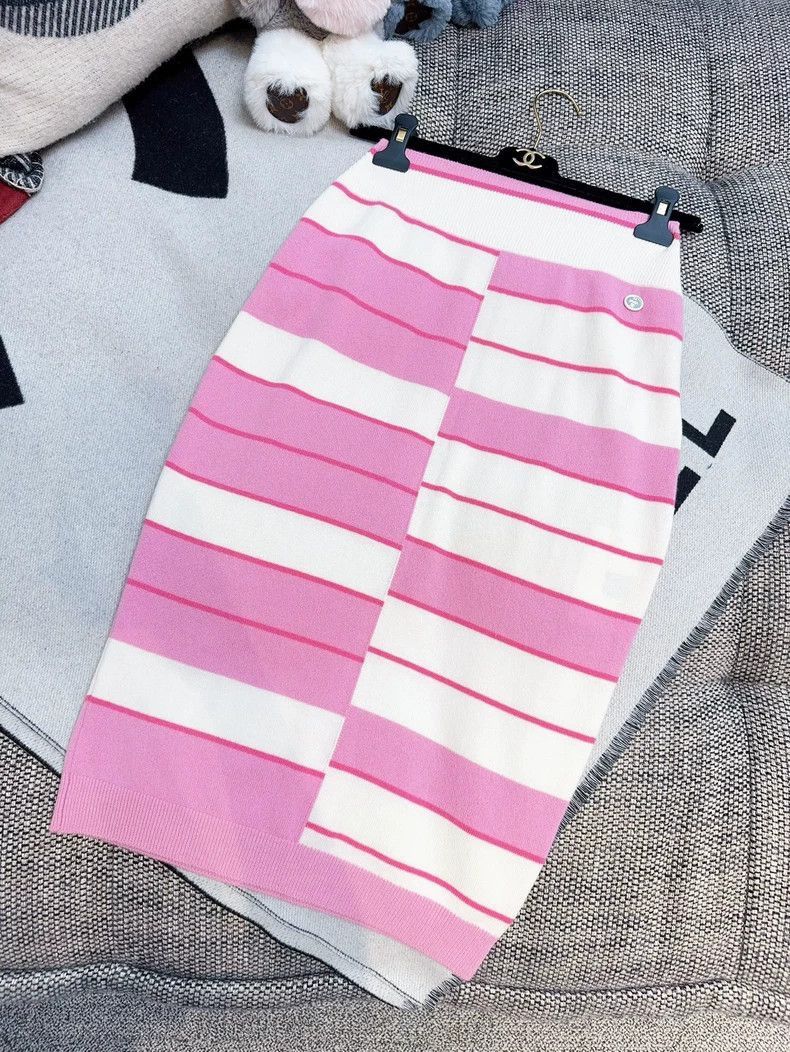 Chanel Chanel Pink White Striped Knit Skirt Size 35" - 7 Thumbnail