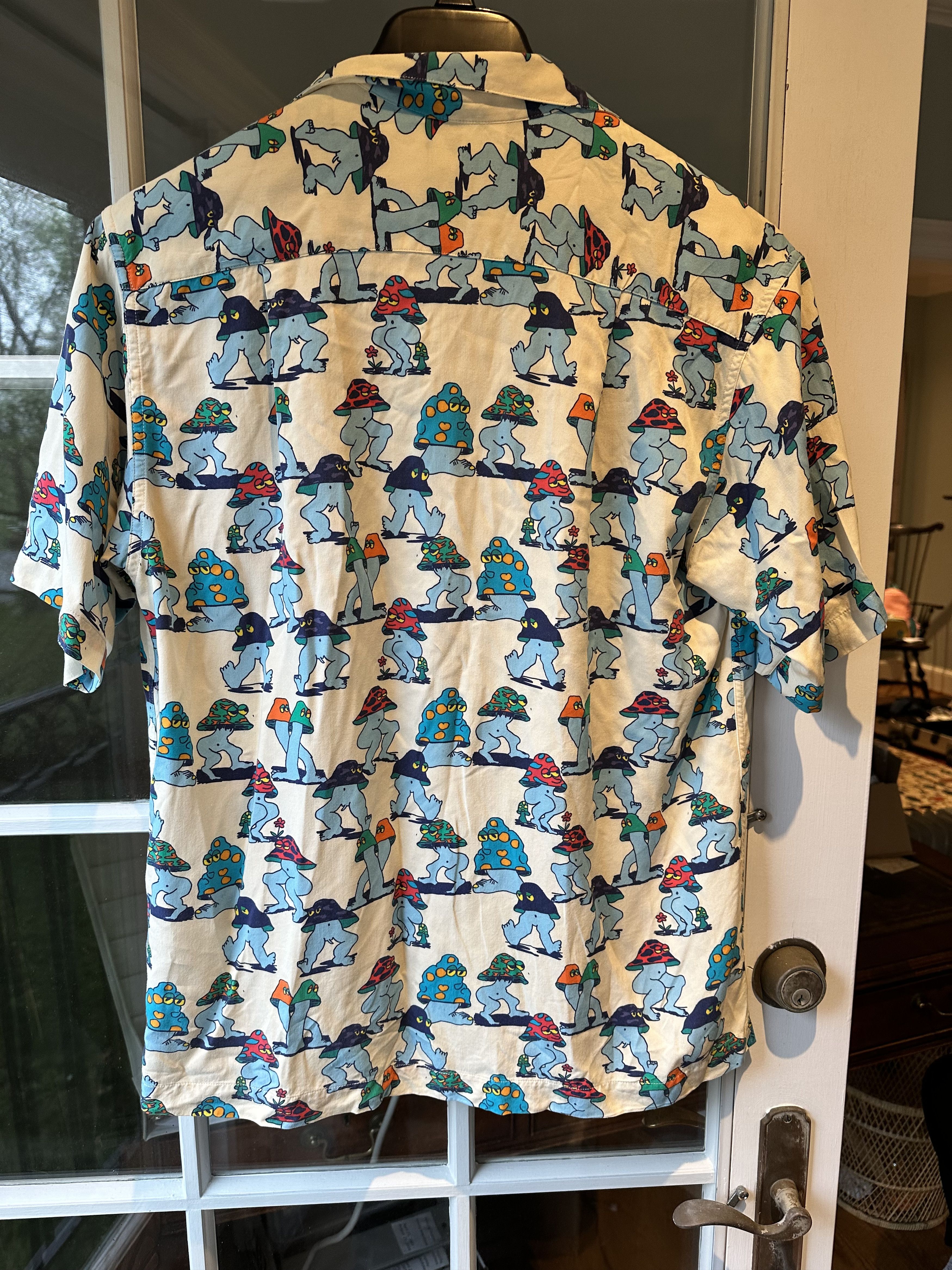 Brain Dead Brain Dead Mushroom Short Sleeve Hawaiian Shirt Size S SS20 Size US S / EU 44-46 / 1 - 7 Thumbnail