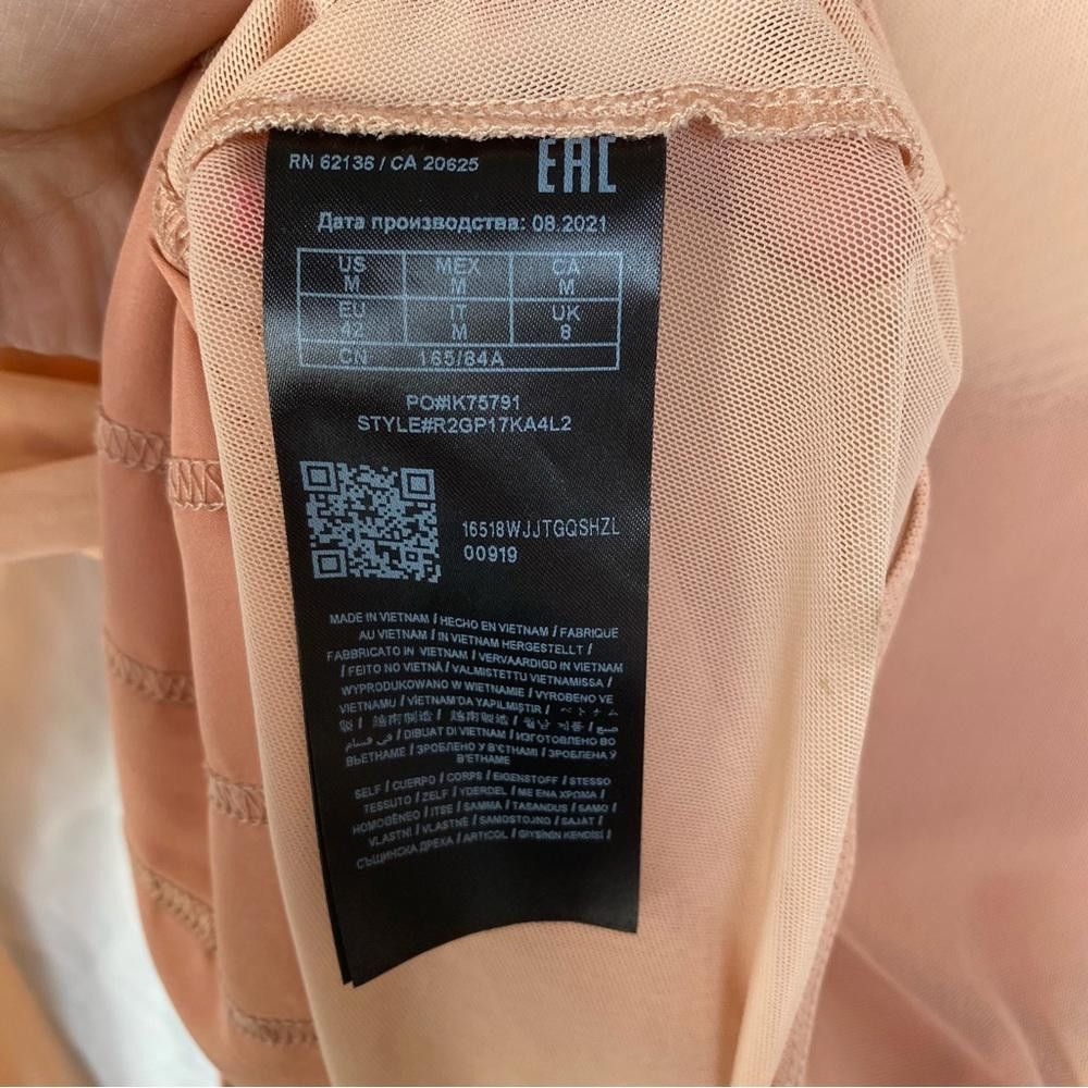 Designer GUESS Satin Mesh Mock Neck Long Sleeve Bodysuit Peach Size M / US 6-8 / IT 42-44 - 4 Thumbnail