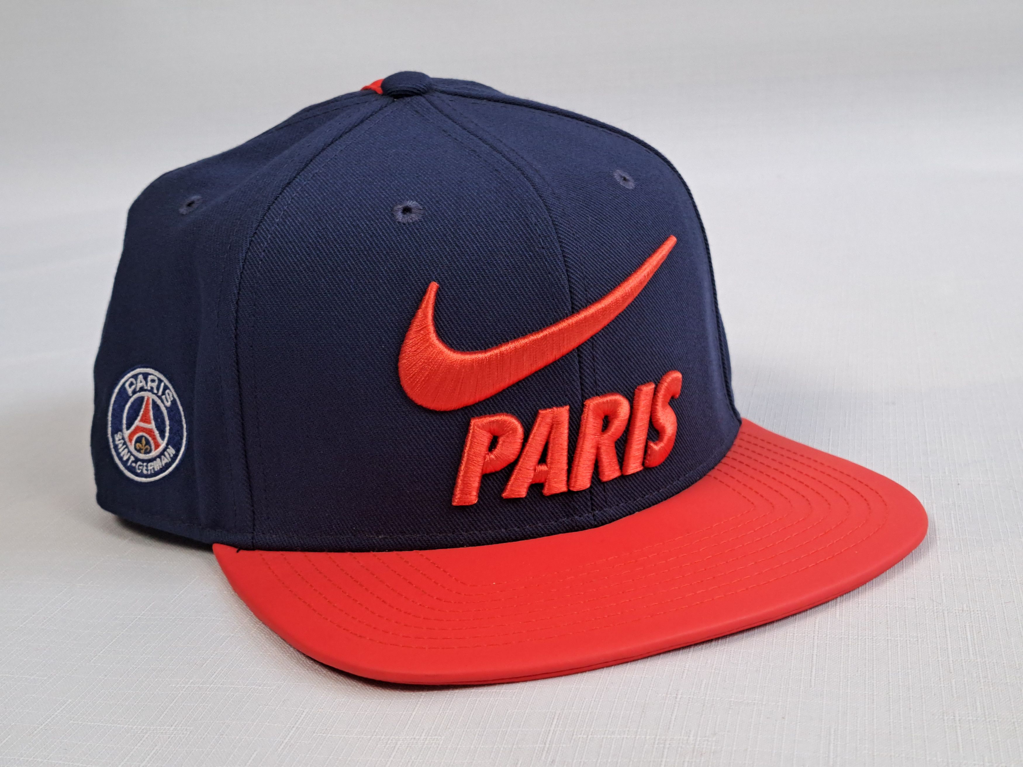 Nike NIKE Paris Saint-Germain beanie and pro snapback hat/cap. Size ONE SIZE - 7 Thumbnail