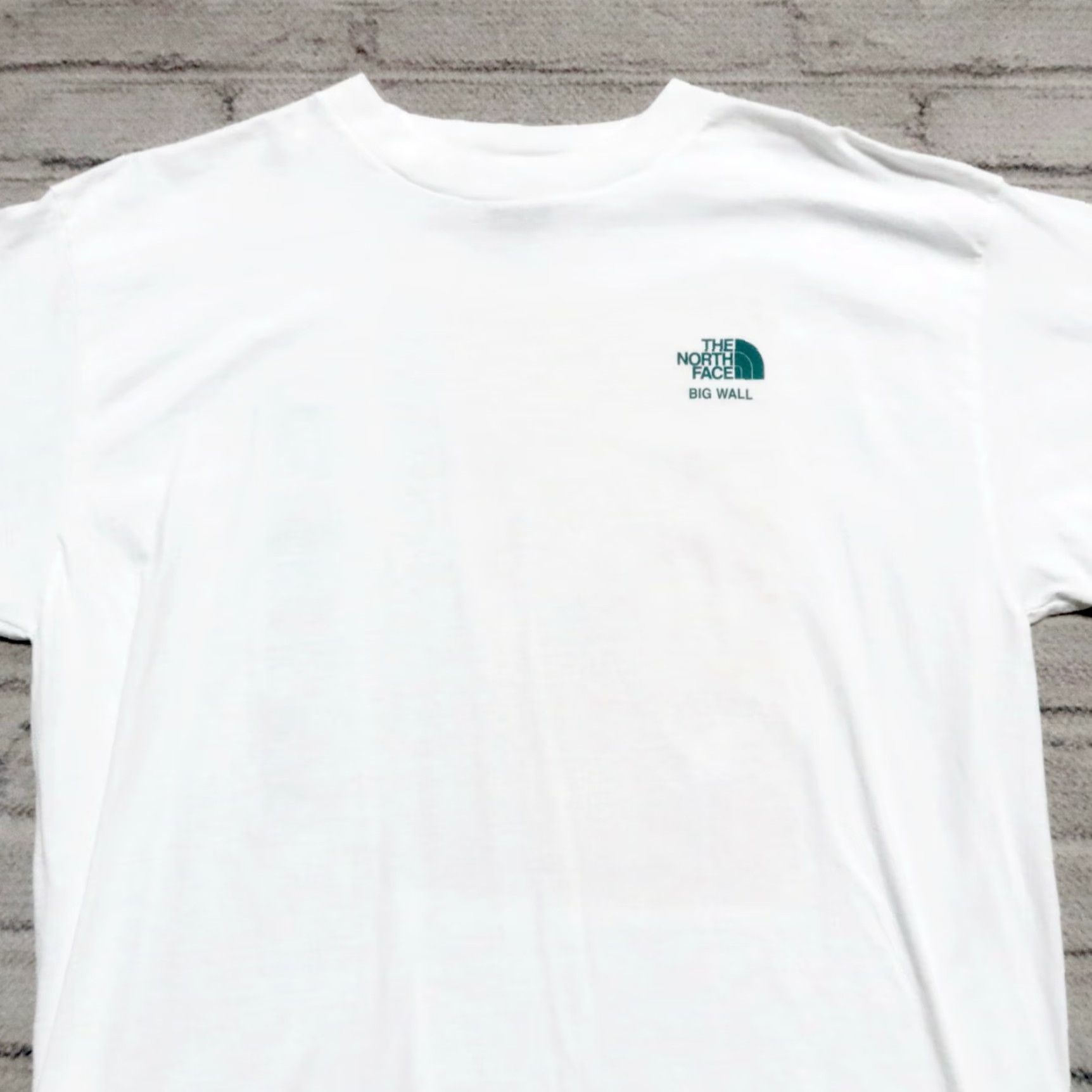 The North Face VINTAGE The North Face Shirt Big Wall 90s Mens XL White 2 Size US XL / EU 56 / 4 - 5 Thumbnail