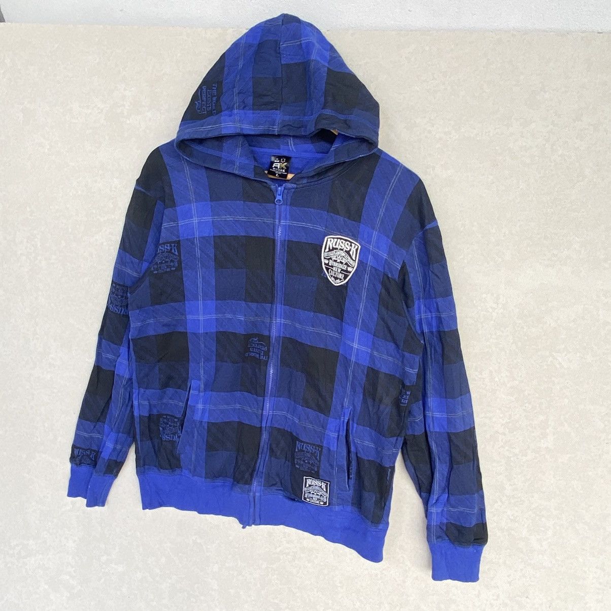 Other Vintage Russ.K Hoodie Full Zip Big Embroidered Black/Blue Size US L / EU 52-54 / 3 - 2 Thumbnail