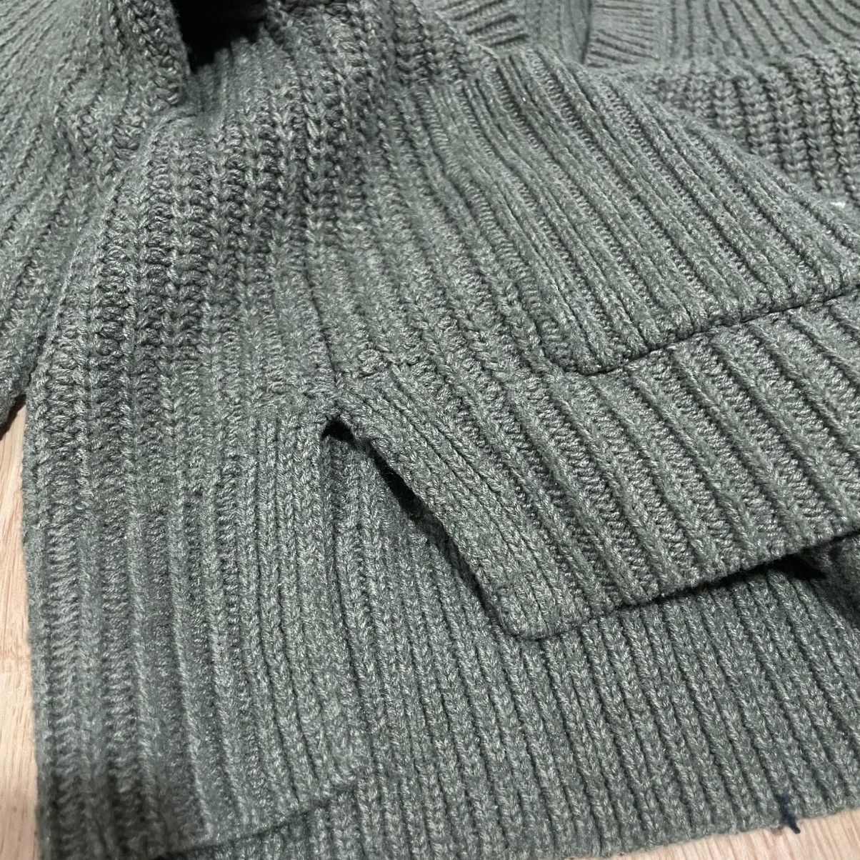 JW Anderson × Uniqlo Uniqlo x JW Anderson Knit Cardigan Size L / US 10 / IT 46 - 4 Thumbnail