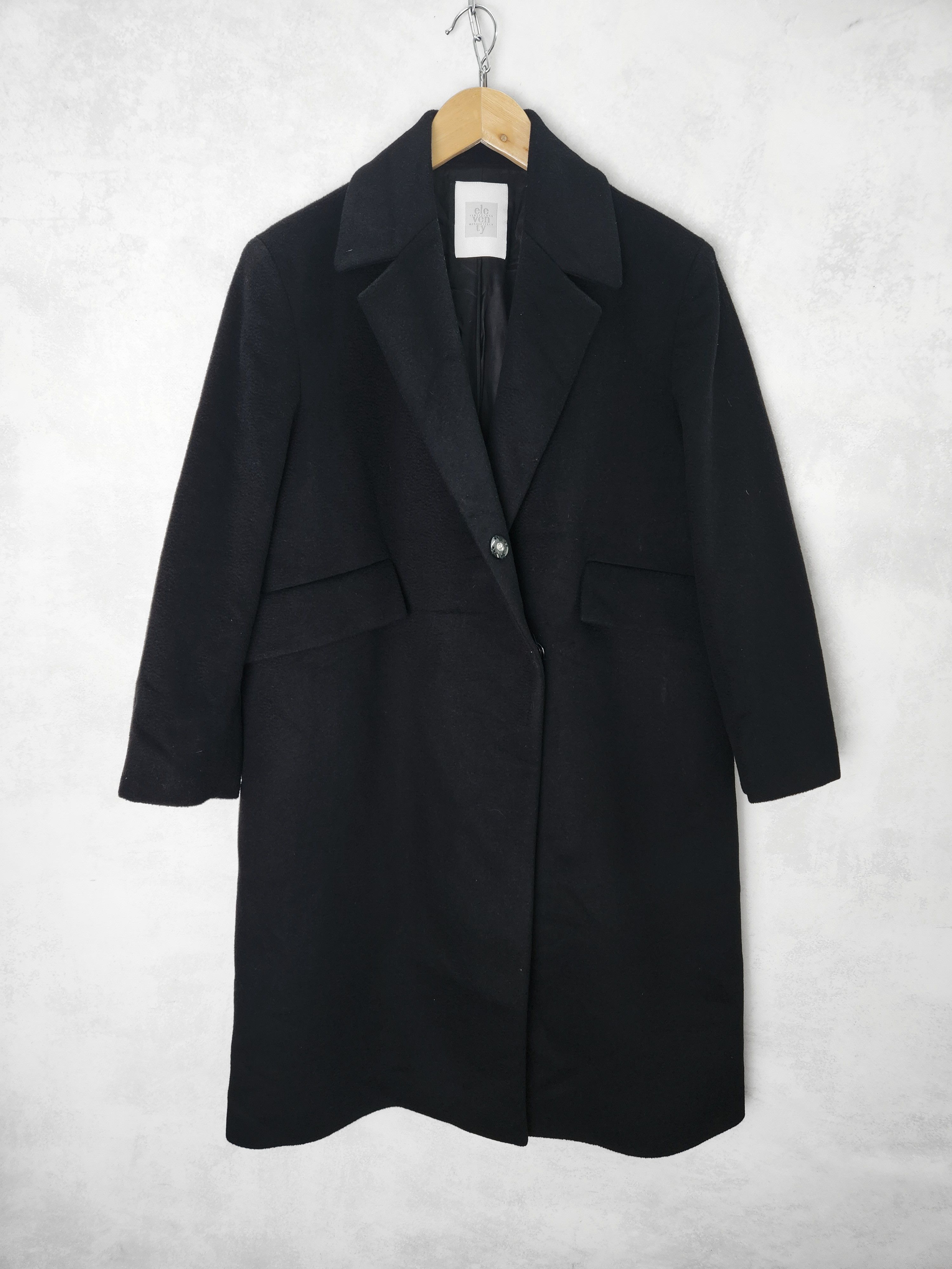 Eleventy Womens Eleventy black wool coat button up size M Size M / US 6-8 / IT 42-44 - 1 Thumbnail
