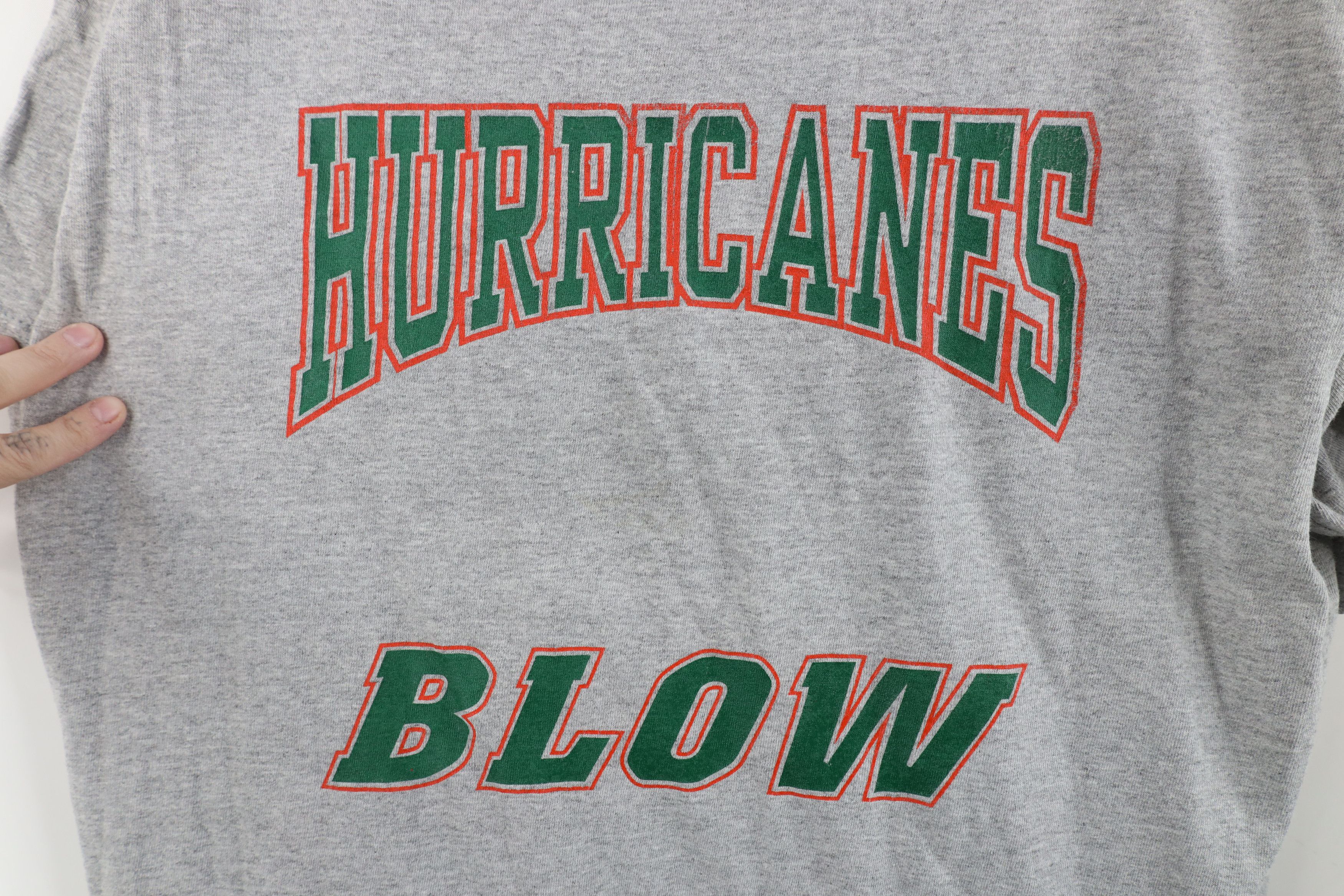 Vintage Vintage 90s of Miami Hurricanes Blow T-Shirt Heather Gray Size US L / EU 52-54 / 3 - 4 Thumbnail