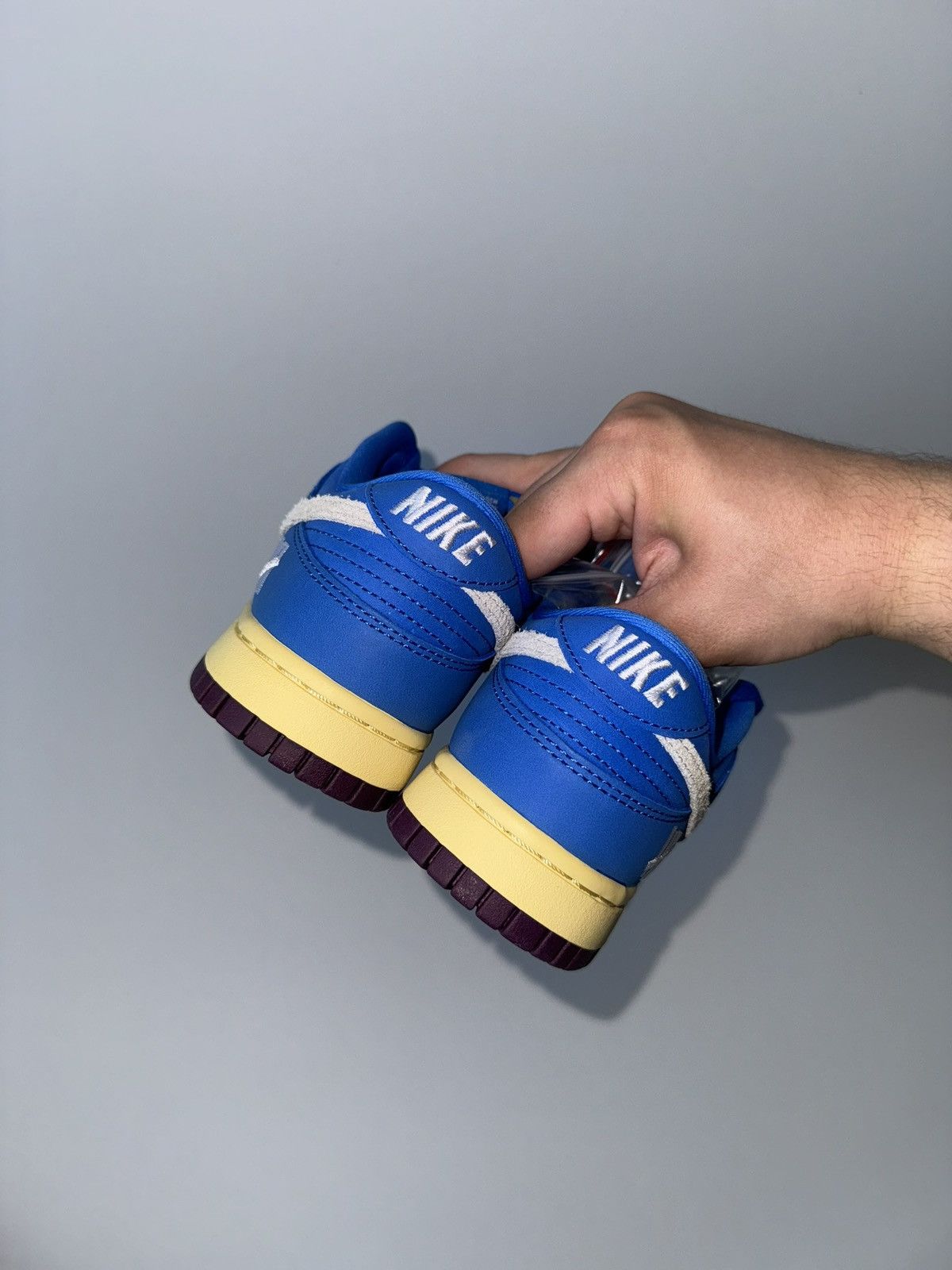 Nike × Undefeated Nike Dunk Low x Undefeated 5 On It Size US 5 / EU 37 - 4 Thumbnail