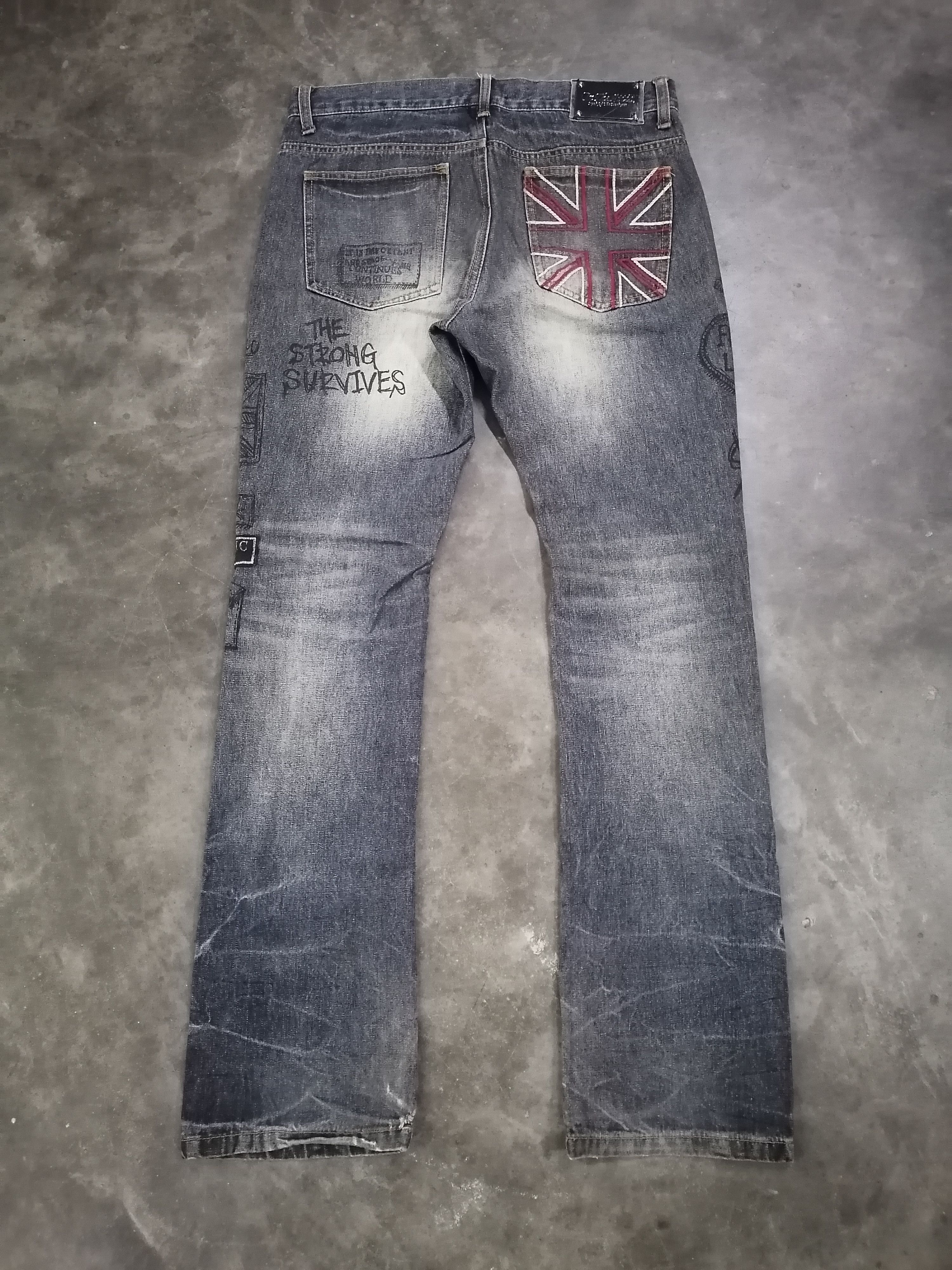 If Six Was Nine × Le Grande Bleu (L.G.B.) × Seditionaries Flare In The Attic Gothic Distressed Denim Pants Size US 31 - 8 Thumbnail