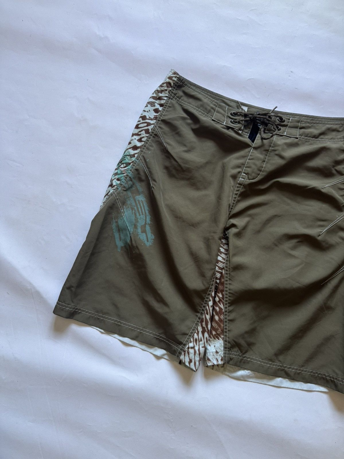 Oakley Title: Vintage Y2K Oakley Technical Panel Surf Shorts 00ss Size US 36 / EU 52 - 5 Thumbnail