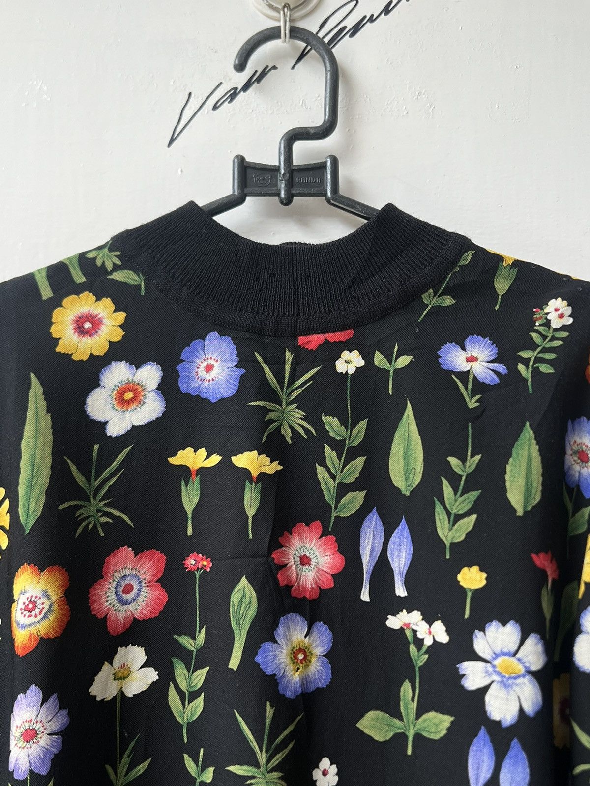 Akris AKRIS Flowers Motive Blouse Size M / US 6-8 / IT 42-44 - 4 Thumbnail