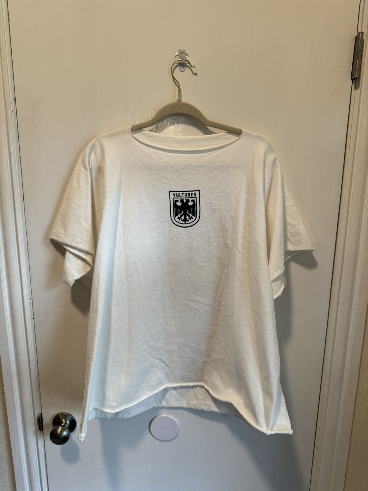Yeezy Yeezy Kanye West Vultures Box Tee Size US L / EU 52-54 / 3 - 1 Thumbnail