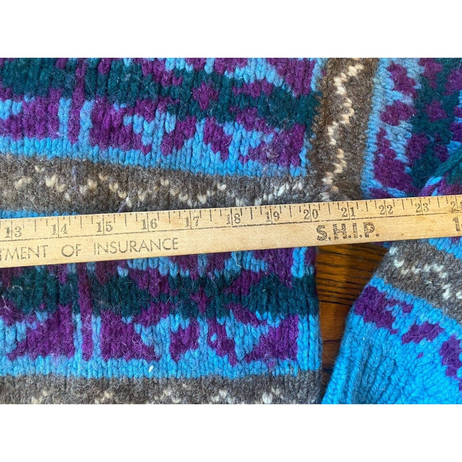 Handmade Wool Ecuador Nordic Handmade Chunky Sweater Mens Women’s M Size M / US 6-8 / IT 42-44 - 7 Thumbnail