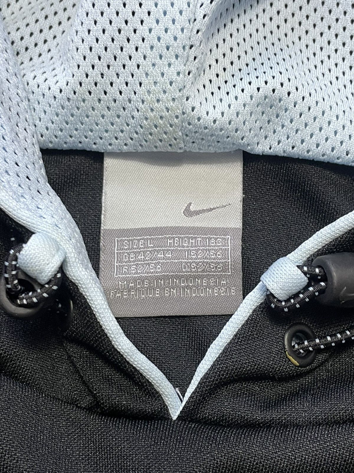 Nike Vintage Nike Y2k AirMax 360 Center Swoosh Hooded Vest Drill Size US L / EU 52-54 / 3 - 7 Thumbnail