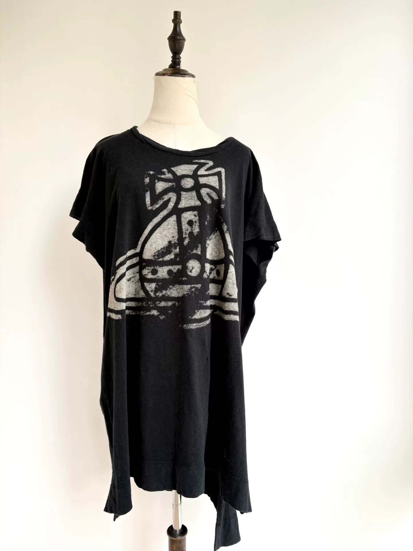 Vivienne Westwood vintage vivienne westwood black oversized t-shirt Size M / US 6-8 / IT 42-44 - 1 Thumbnail