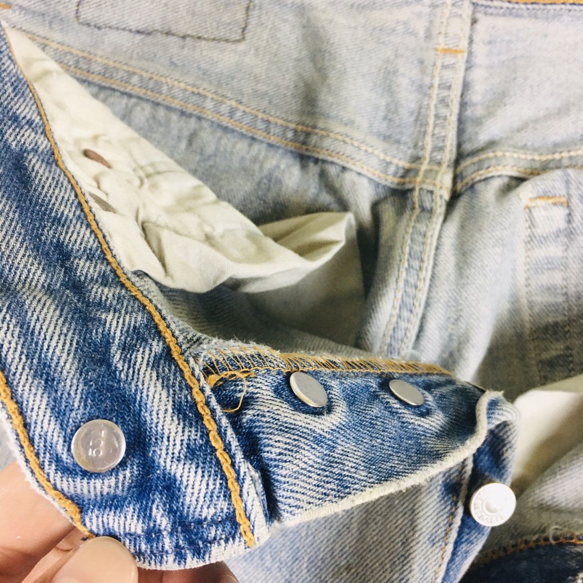 Levi's Vintage Clothing Vintage 90s Levi’s 501 Made in USA Size US 32 / EU 48 - 13 Thumbnail