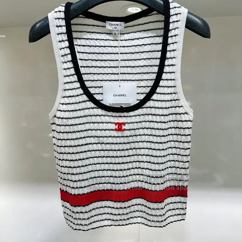 Chanel Chanel Black and white striped sleeveless vest Size XS / US 0-2 / IT 36-38 - 2 Thumbnail