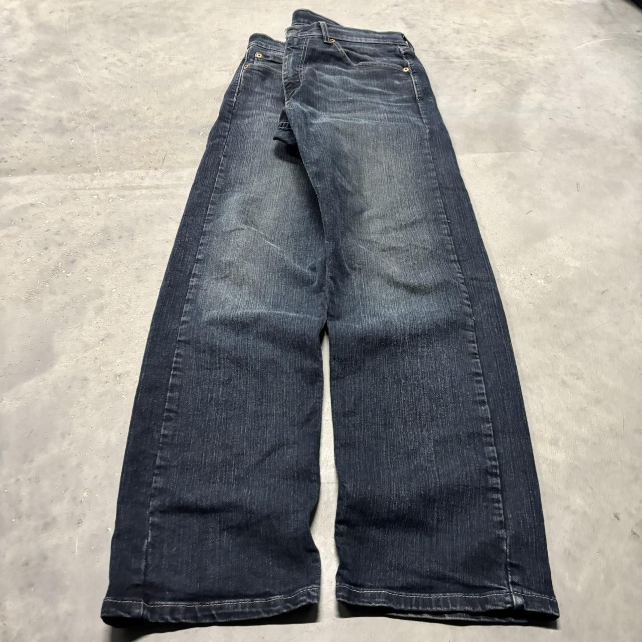 Levi's × Vintage Crazy Vintage Y2K/2000s Grunge Dark Wash Levi’s Denim Jeans! Size US 33 - 3 Thumbnail