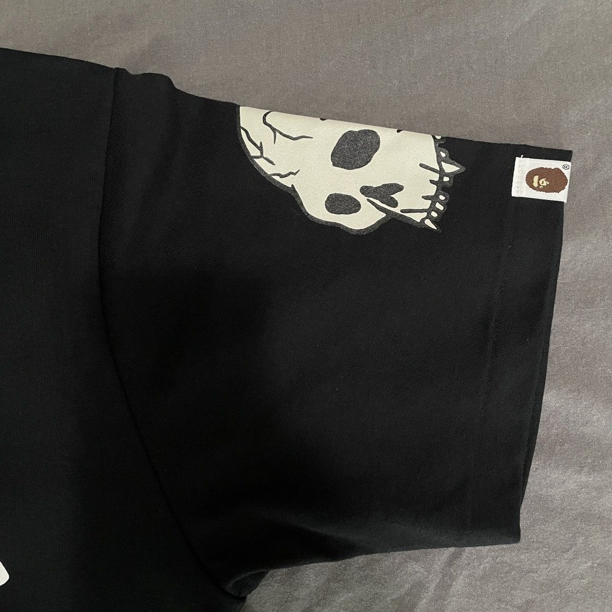 Bape A Bathing Ape Skull Motif Tee 2024 FW M Size US M / EU 48-50 / 2 - 5 Thumbnail