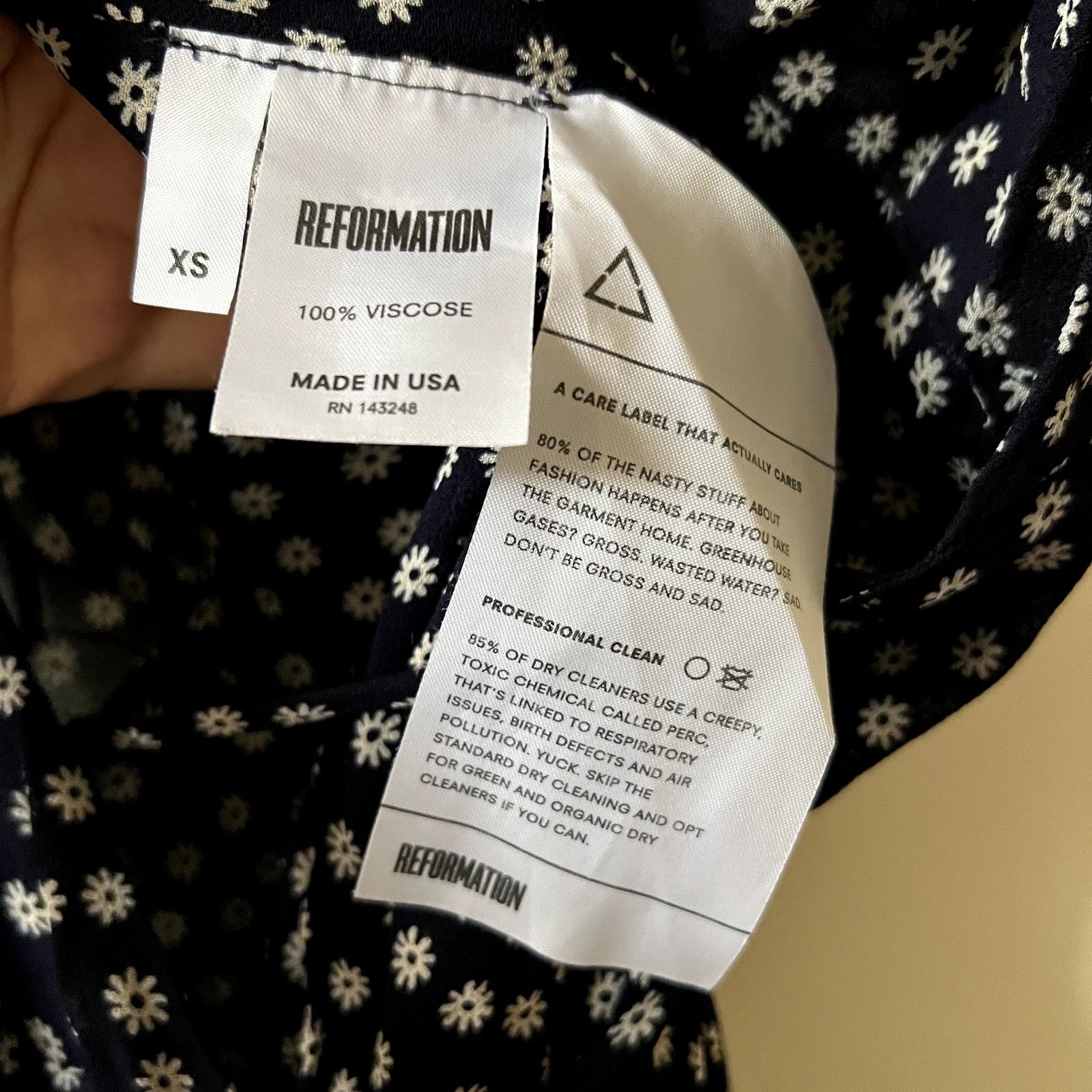 Reformation Reformation Carina Polka Dot Wrap Midi Dress Size XS Black Size XS / US 0-2 / IT 36-38 - 3 Thumbnail