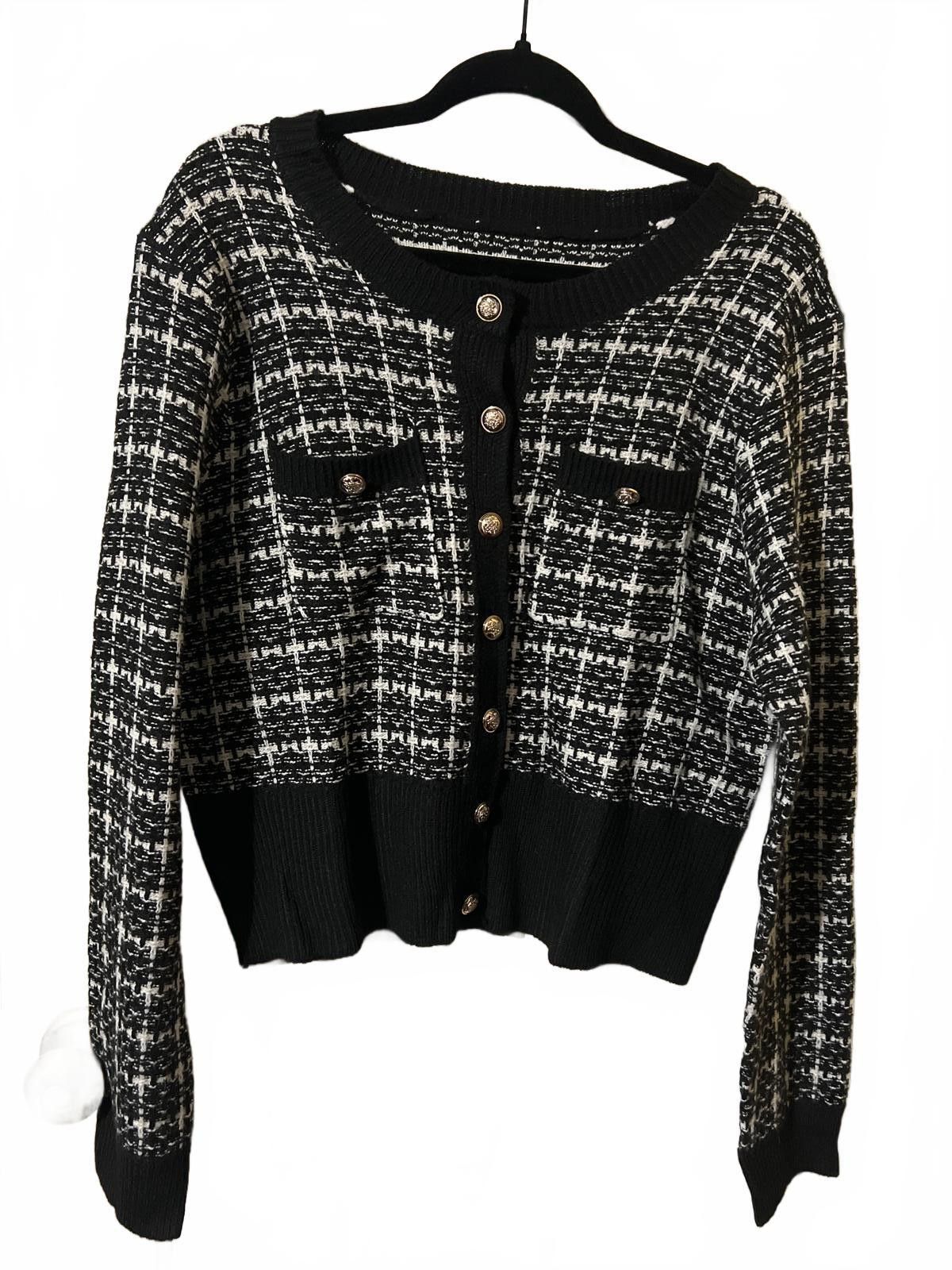 The Unbranded Brand Luxury Vibes Black & White Tweed Button-Up Cardigan Sweater Size M / US 6-8 / IT 42-44 - 3 Thumbnail