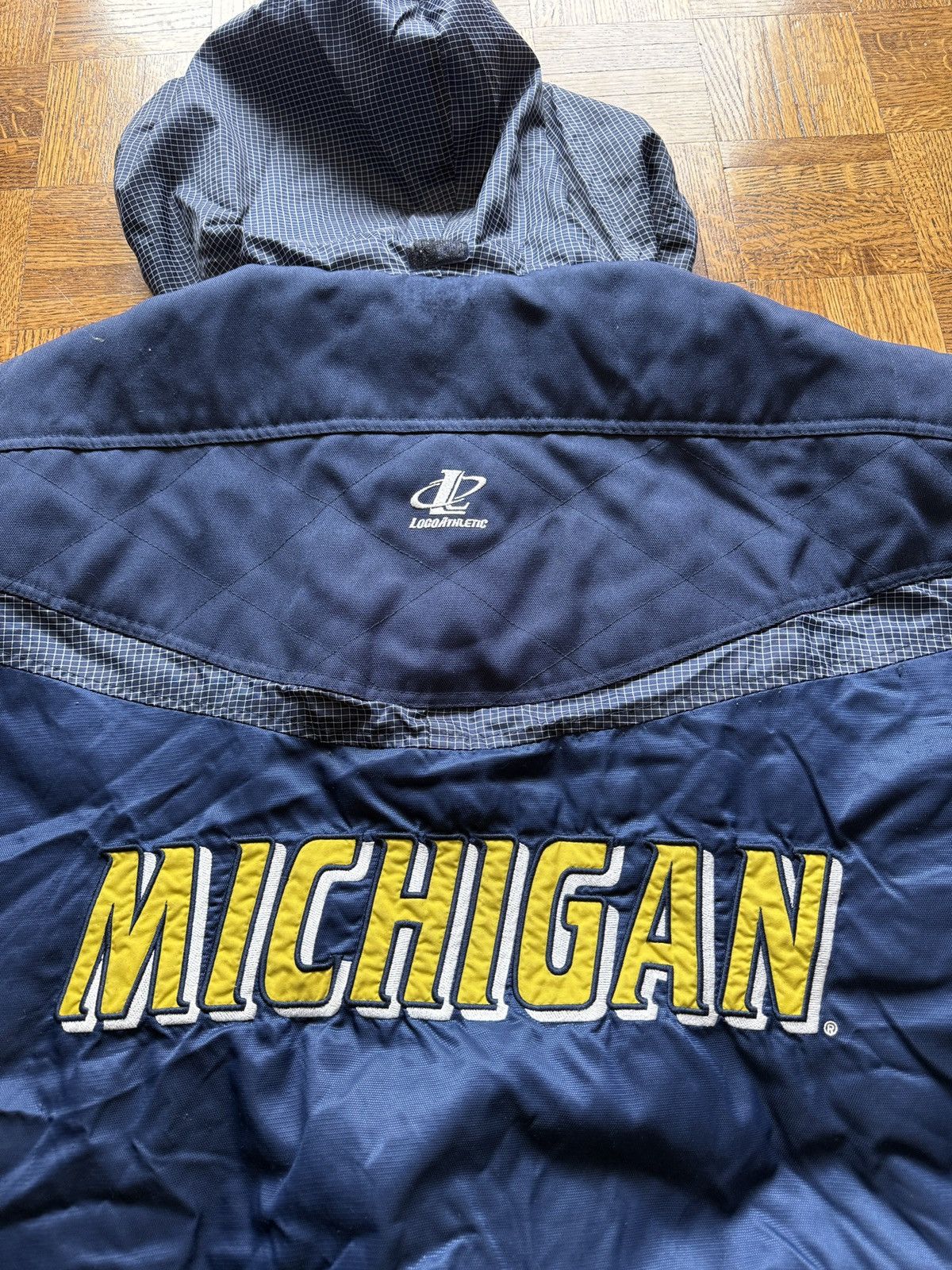 Logo Athletic Vintage 90s University of Michigan Logo Athletic Puffer Coat Size US XL / EU 56 / 4 - 10 Thumbnail