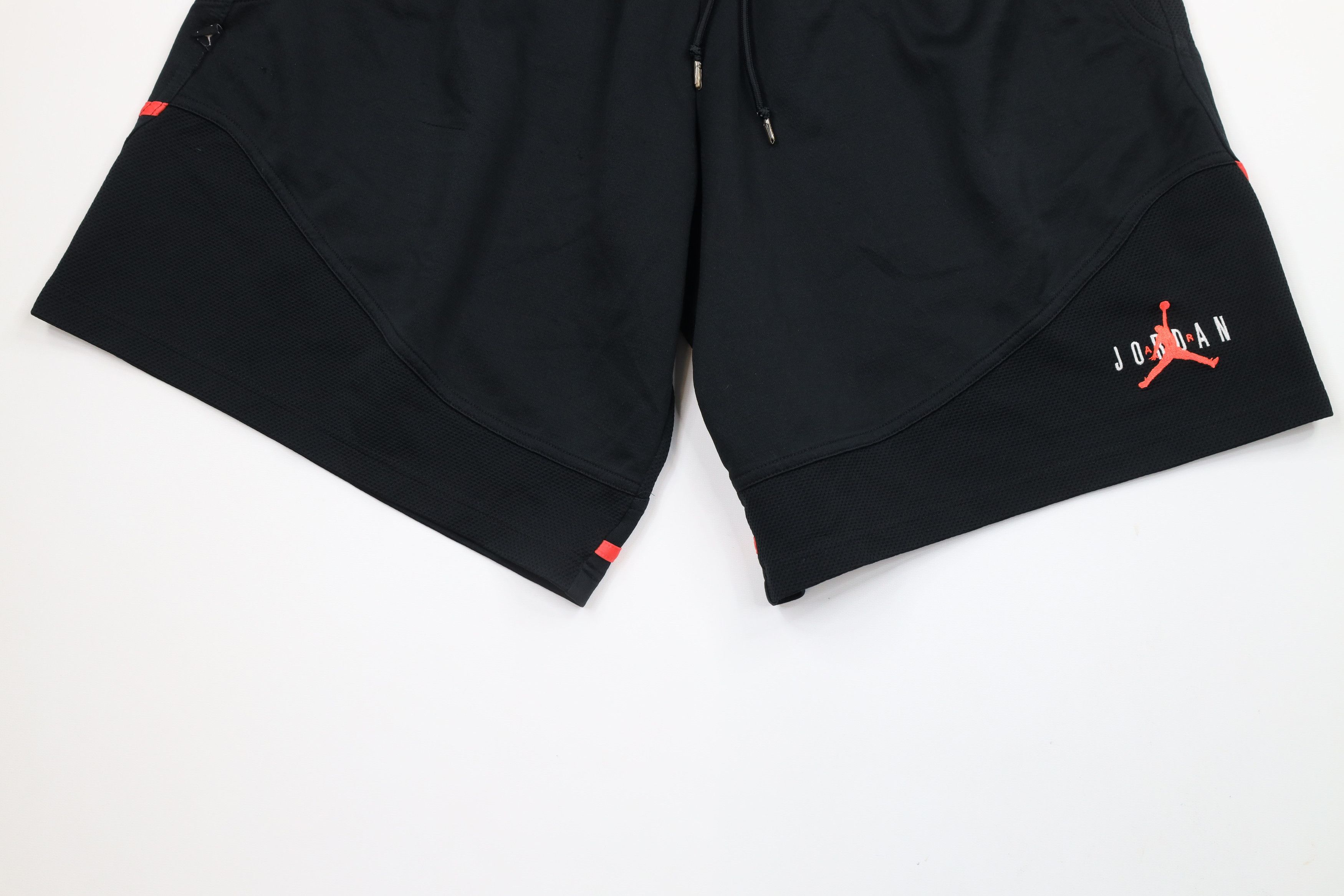 Nike × Vintage Vintage Nike Air Jordan Out Heavyweight Basketball Shorts Size US 36 / EU 52 - 4 Thumbnail