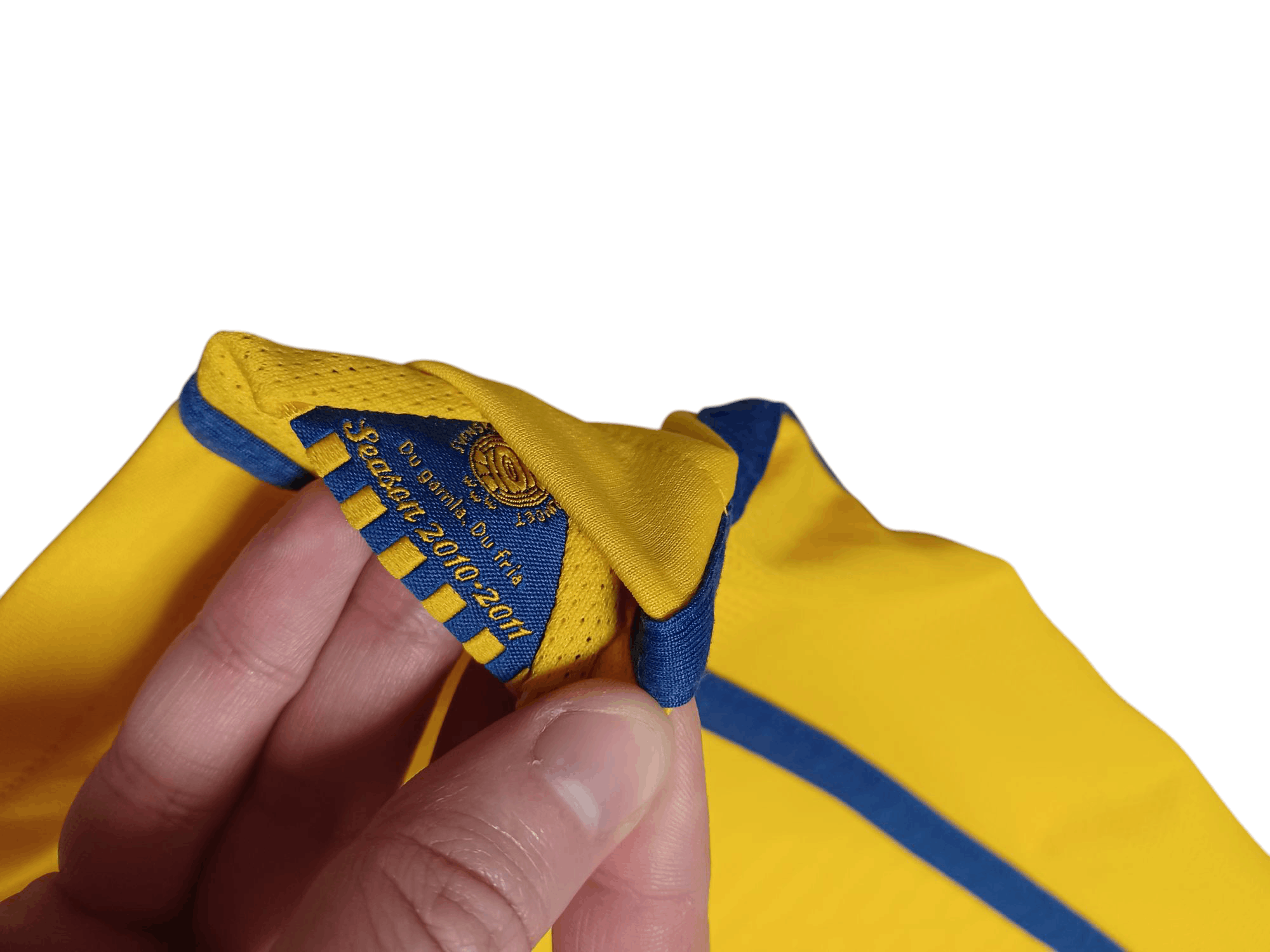 Umbro SWEDEN UMBRO SOCCER FOOTBALL 2010/2011 VINTAGE JERSEY Size US XL / EU 56 / 4 - 4 Thumbnail