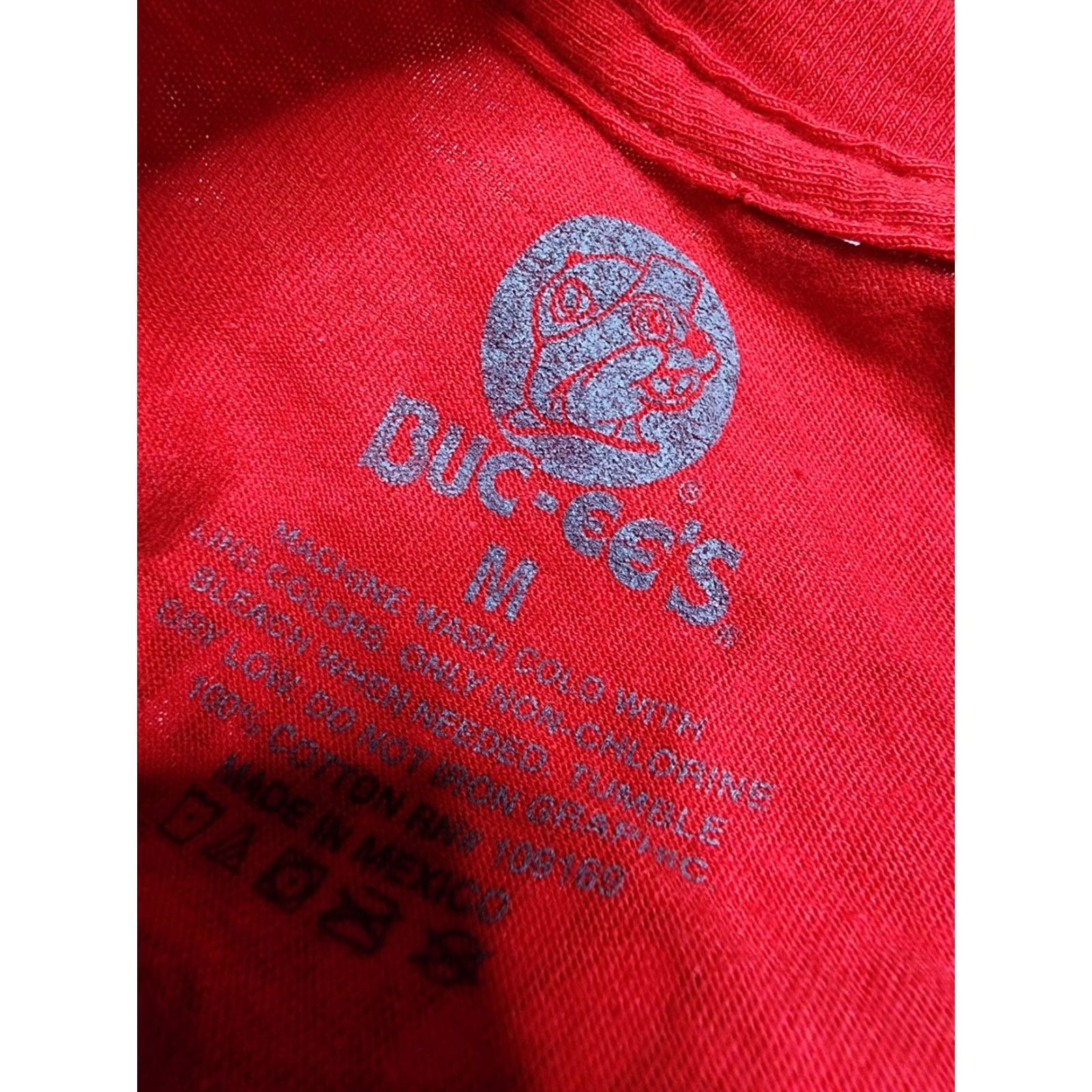 Vintage Bucees Mens M Christmas T Shirt Rocking Around 2022 Buc-ees Red Cotton Crew Neck Short Sleeve Unisex Adults Holiday Theme Christmas Men’s M Size US M / EU 48-50 / 2 - 3 Thumbnail