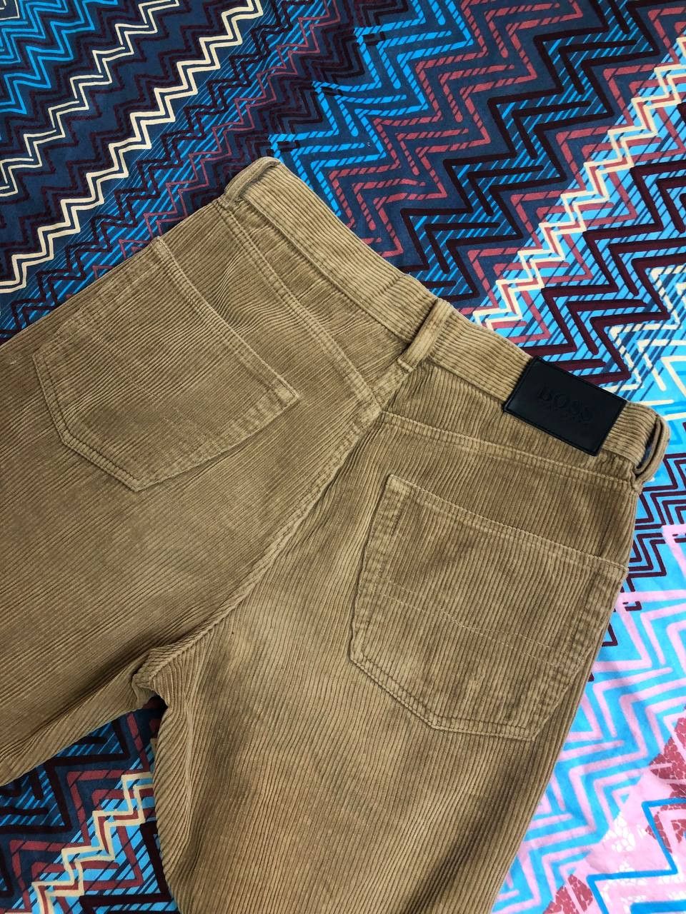 Hugo Boss × Vintage Vintage Hugo Boss Jeans Velvet Chino Pants Size US 32 / EU 48 - 13 Thumbnail