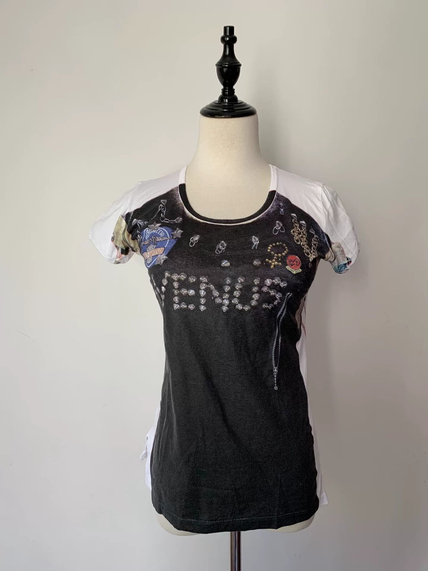 Vivienne Westwood vivienne westwood black venus short sleeve t-shirt Size S / US 4 / IT 40 - 1 Thumbnail