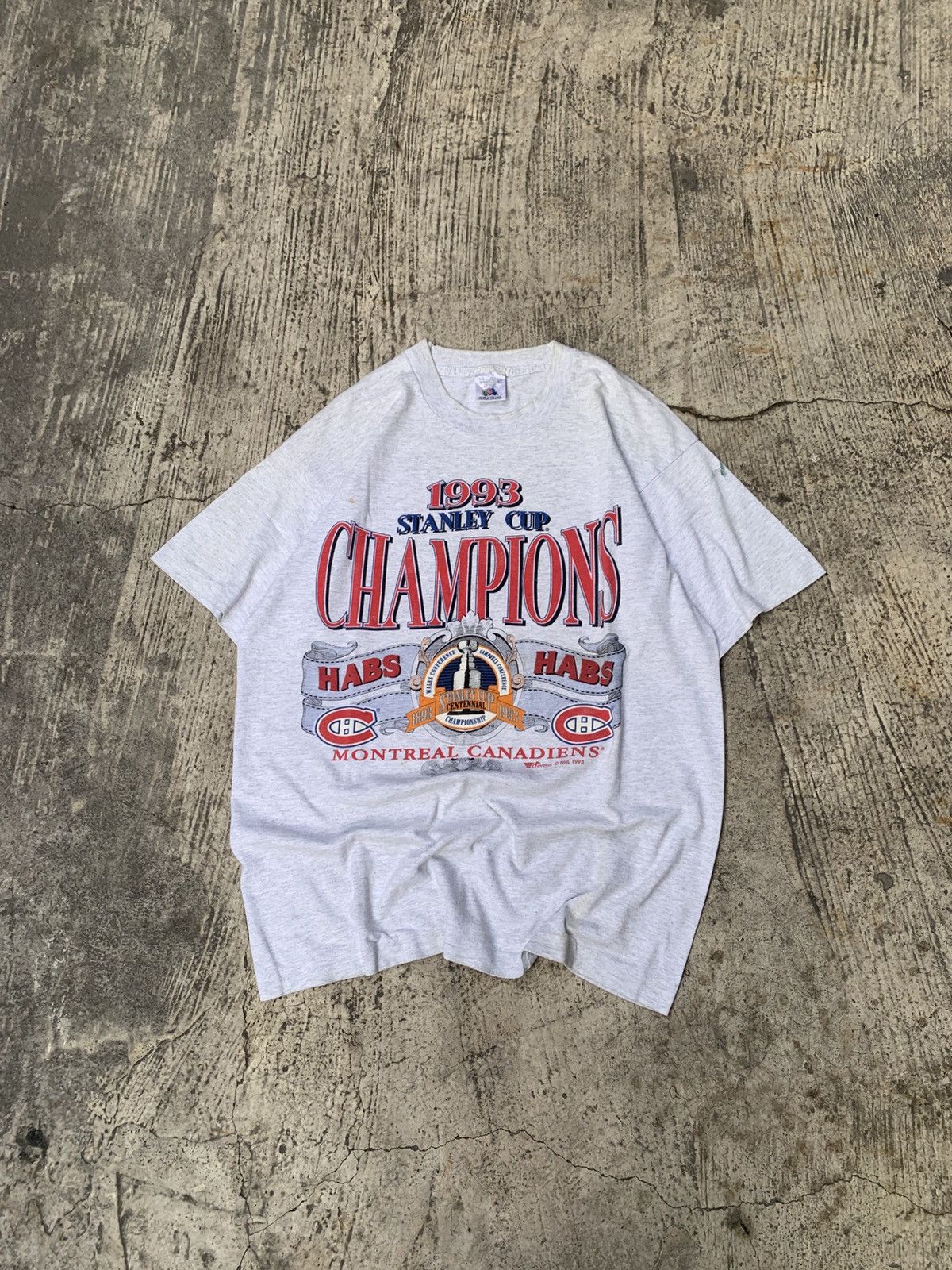 Fruit Of The Loom Vintage champions NHL tshirt Size US L / EU 52-54 / 3 - 1 Thumbnail