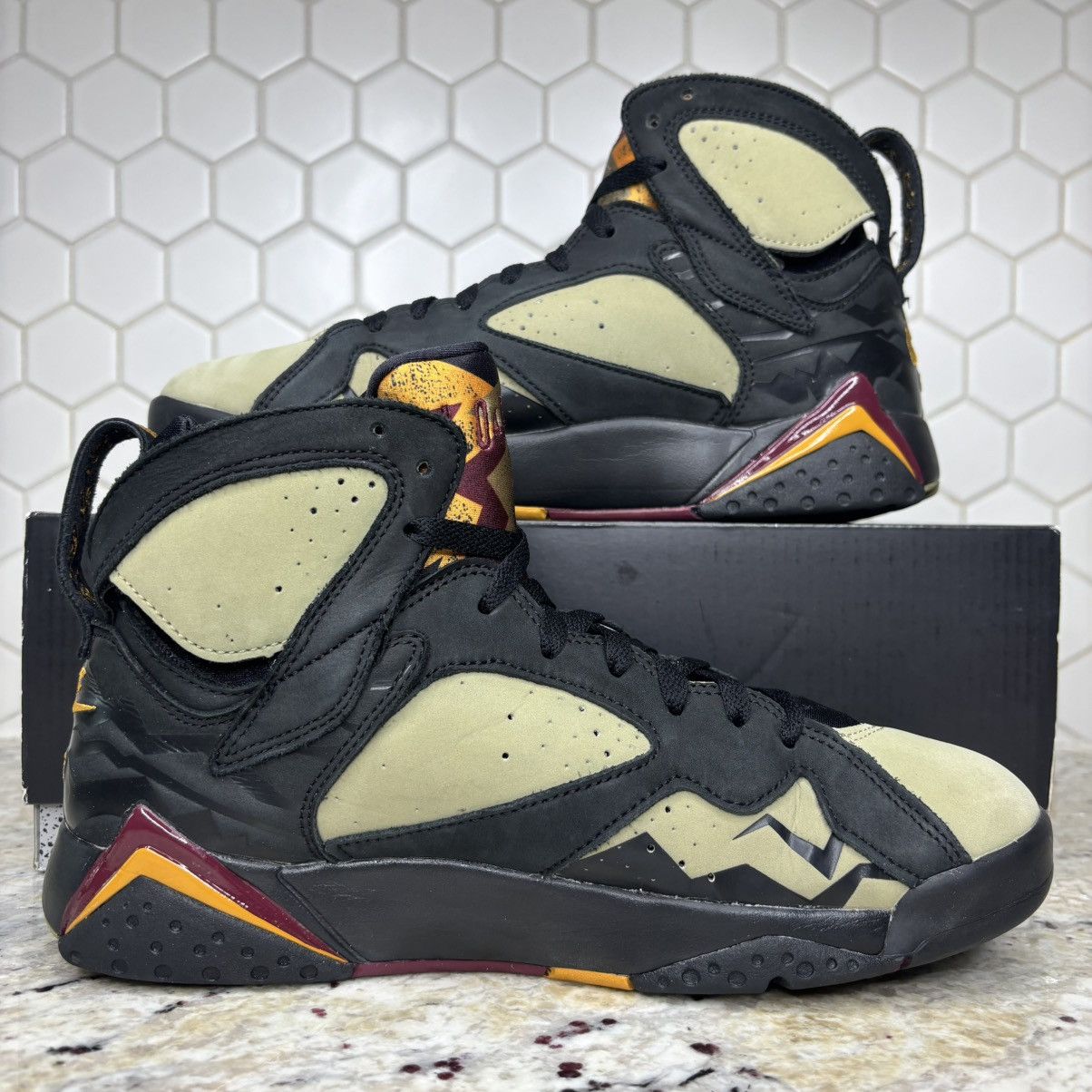 Jordan Brand Size 8.5 -Jordan 7 Black Olive Lightly Worn Ship Fast! Size US 8.5 / EU 41-42 - 2 Thumbnail