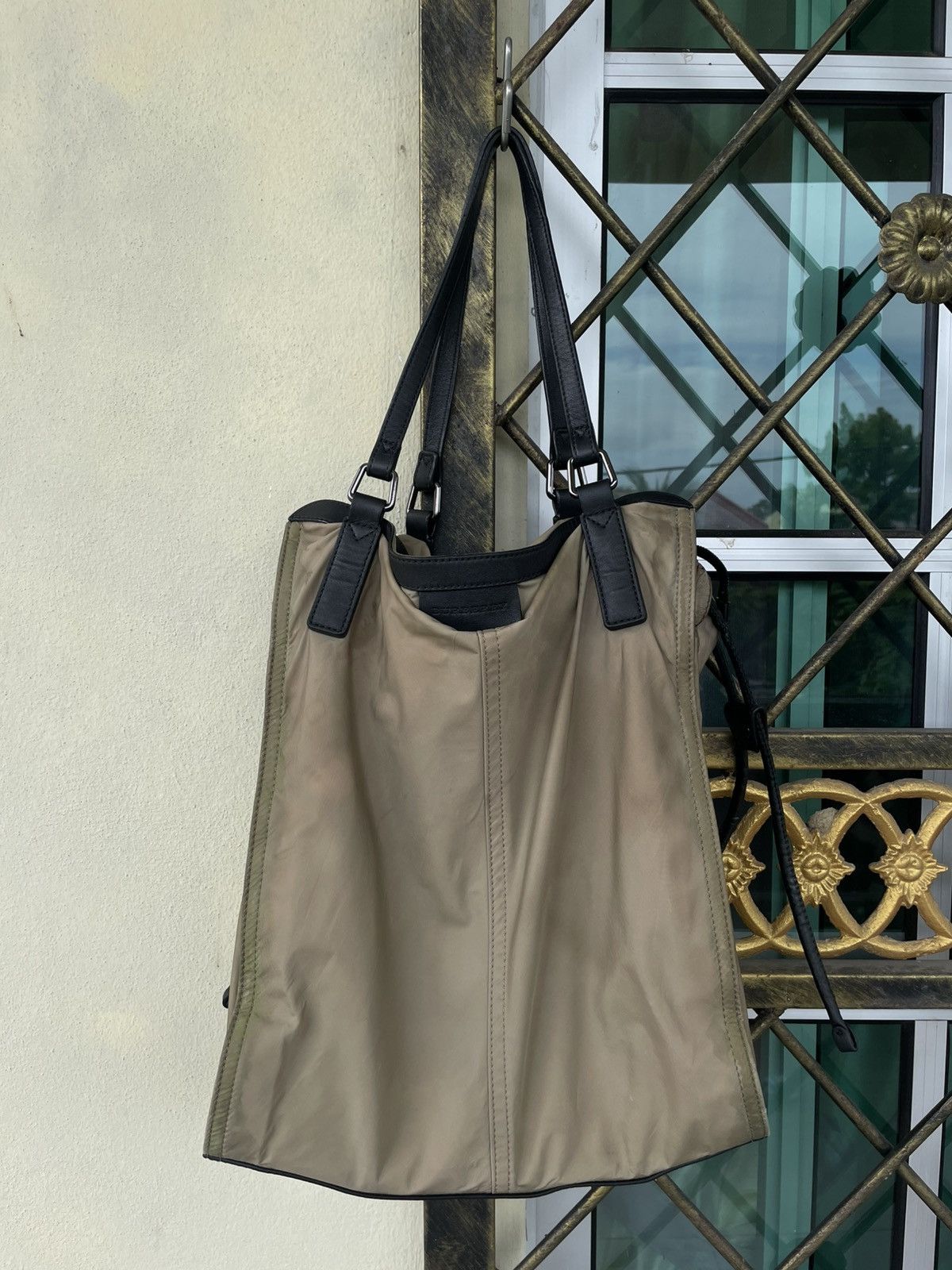 Burberry Burberry Nylon Shoulder Bag Size ONE SIZE - 9 Thumbnail