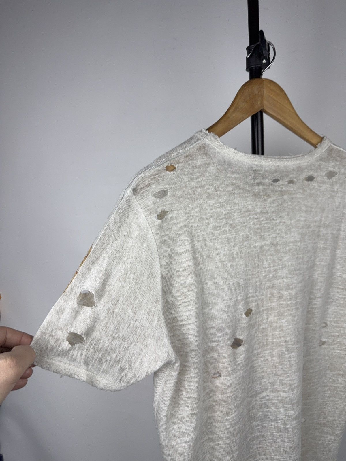 Japanese Brand Retro 00s Distressed Lion Chain Print T-Shirt Gold Baroque Size US M / EU 48-50 / 2 - 10 Thumbnail