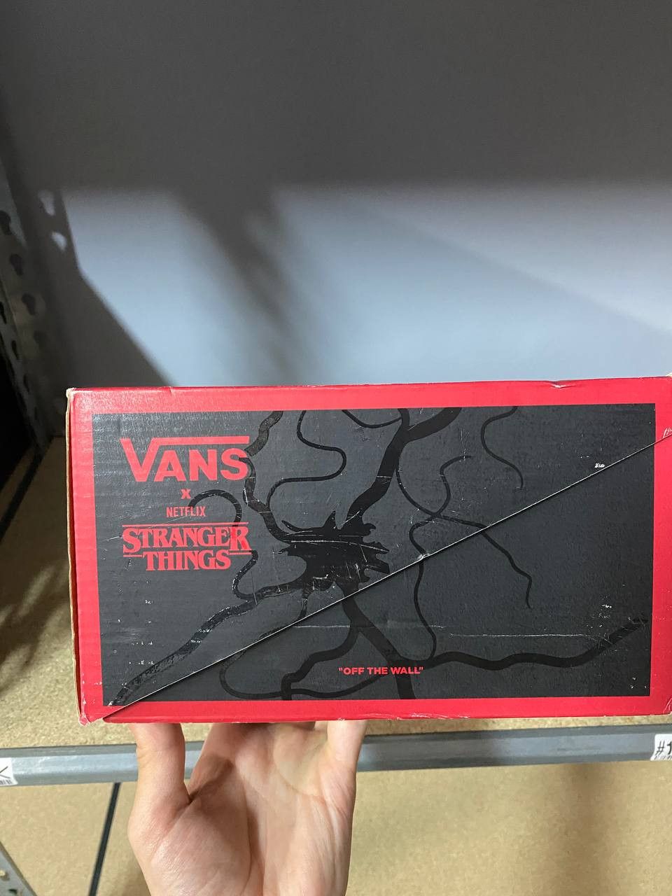 Vans VANS Stranger Things x Sk8- Reissue Limited Edition Size US 10.5 / EU 43-44 - 8 Thumbnail