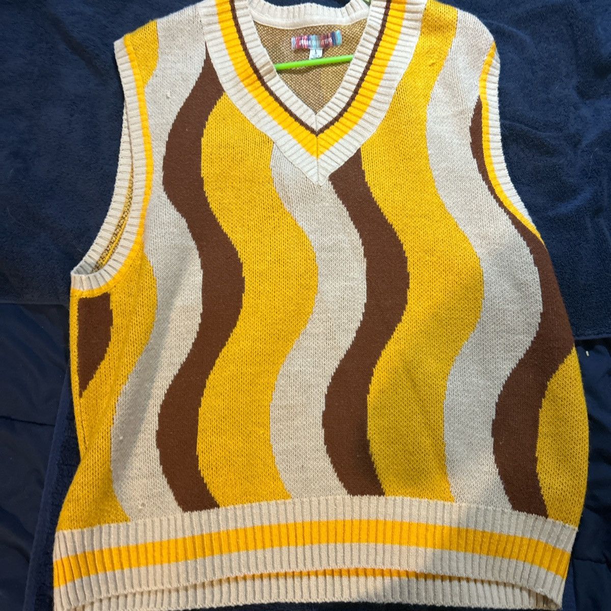 Urban Outfitters Urban Outfitters Sweater Vest Size US L / EU 52-54 / 3 - 1 Thumbnail