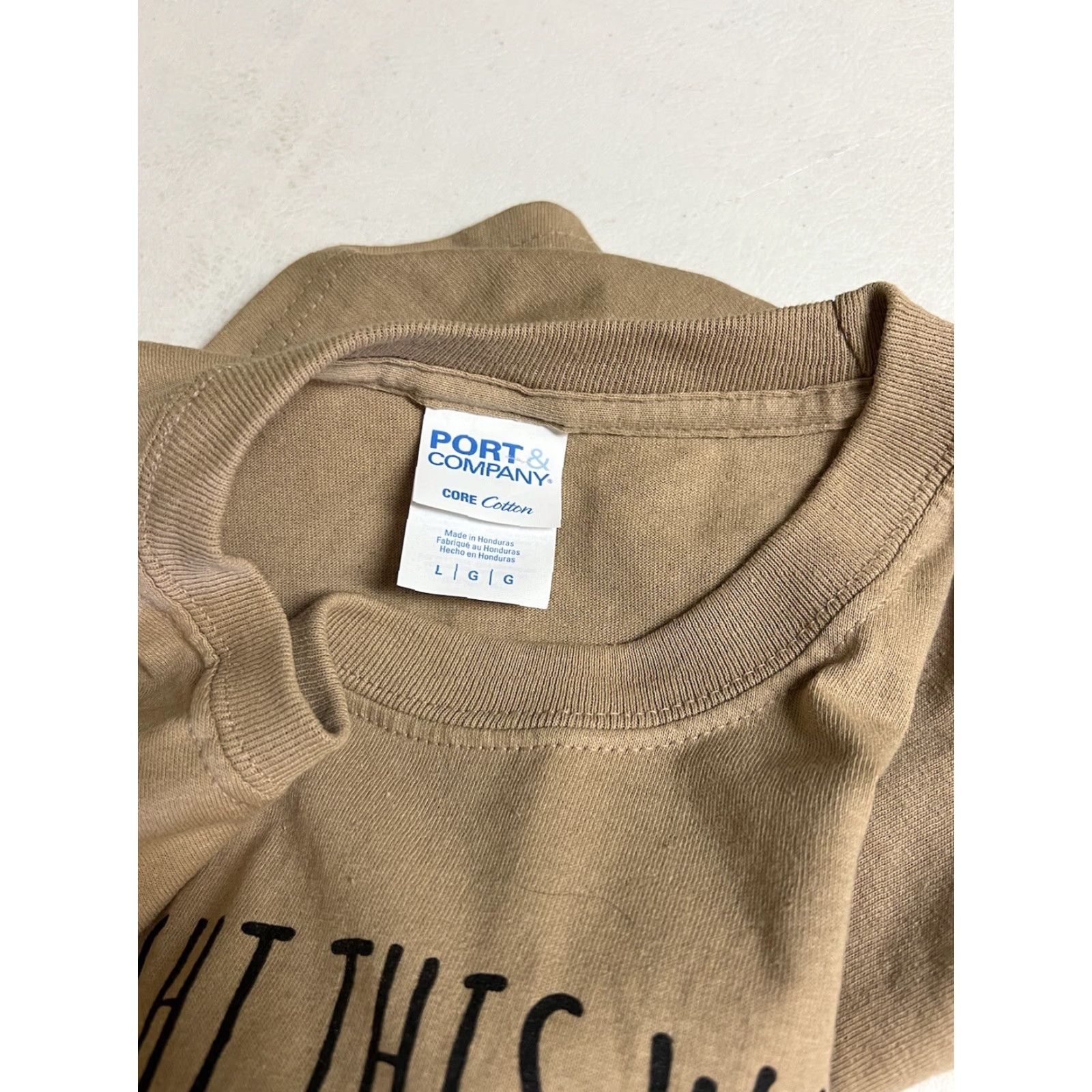 Port & Company Port & Company T-Shirt Brown 2021 Killington VT Brewfest Brown Bear Short Sleeve L Men Crew Neck Regular Vintage No (Animals) Size US L / EU 52-54 / 3 - 5 Thumbnail