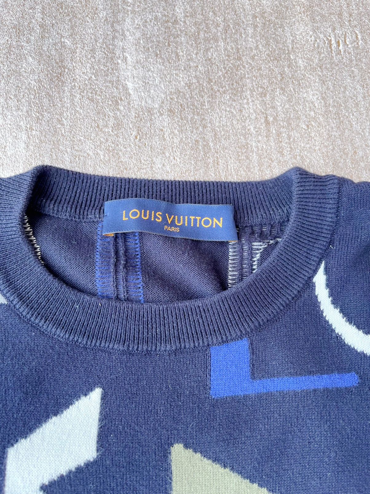 Louis Vuitton Louis Vuitton Luxury Short-Sleeve Knit T-Shirt Size US M / EU 48-50 / 2 - 2 Thumbnail