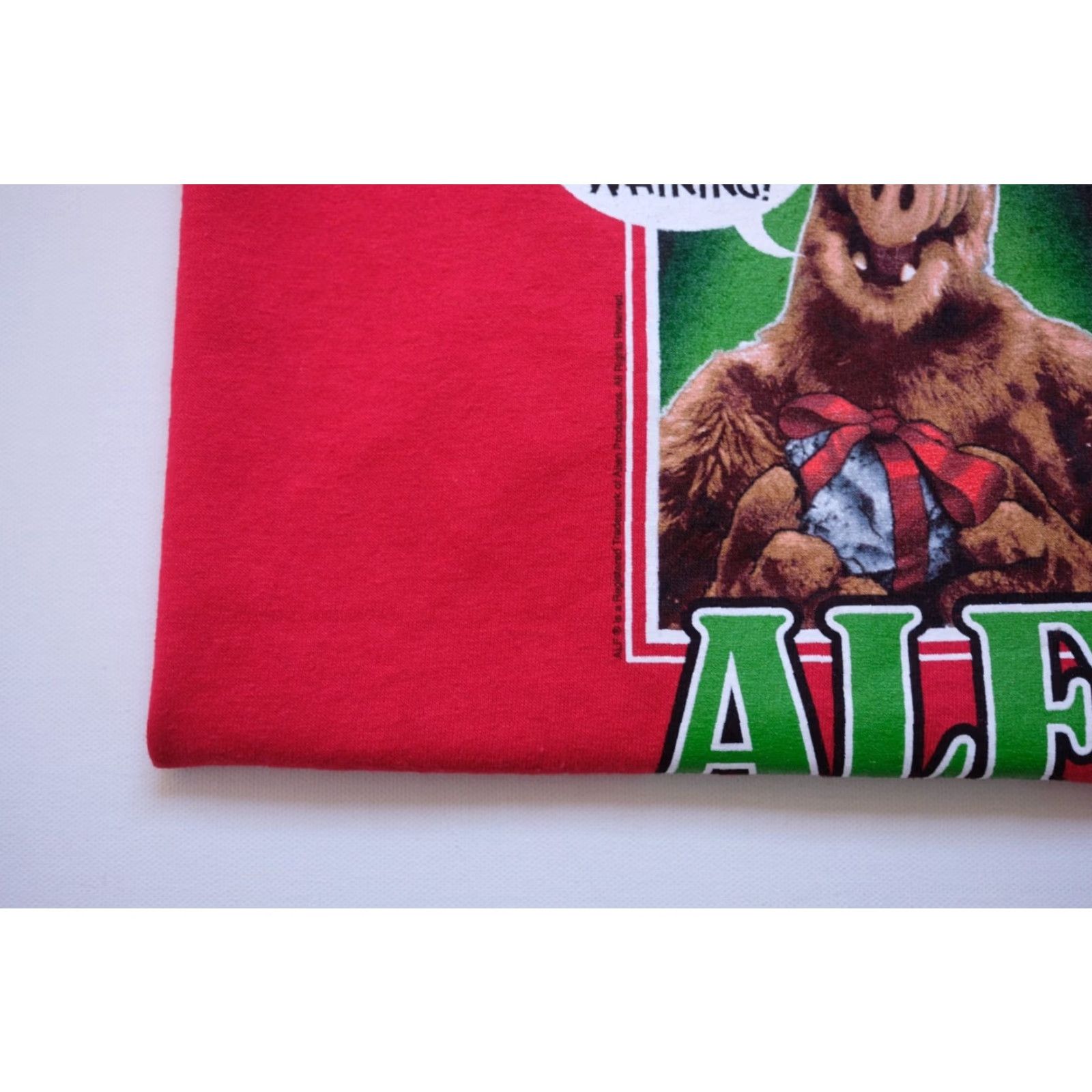 Vintage VINTAGE ALF CHRISTMAS USA MADE FUNNY COMEDY TV PROMO RED GRAPHIC T SHIRT LG Mens Size US L / EU 52-54 / 3 - 4 Thumbnail