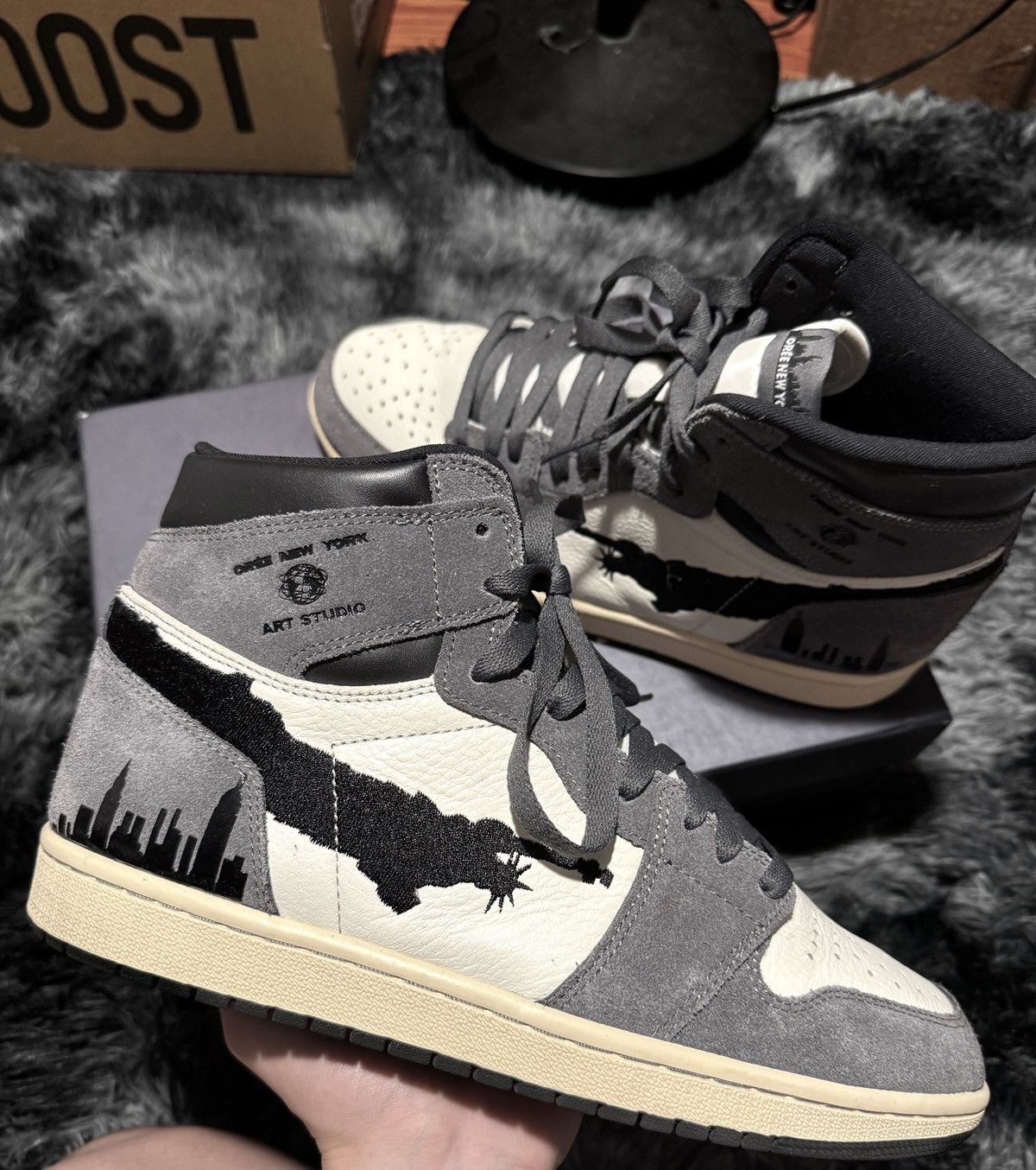 Oree New York Oree New York NYC Empire City High V2 “Suede” Custom AJ1 Size US 10 / EU 43 - 3 Thumbnail