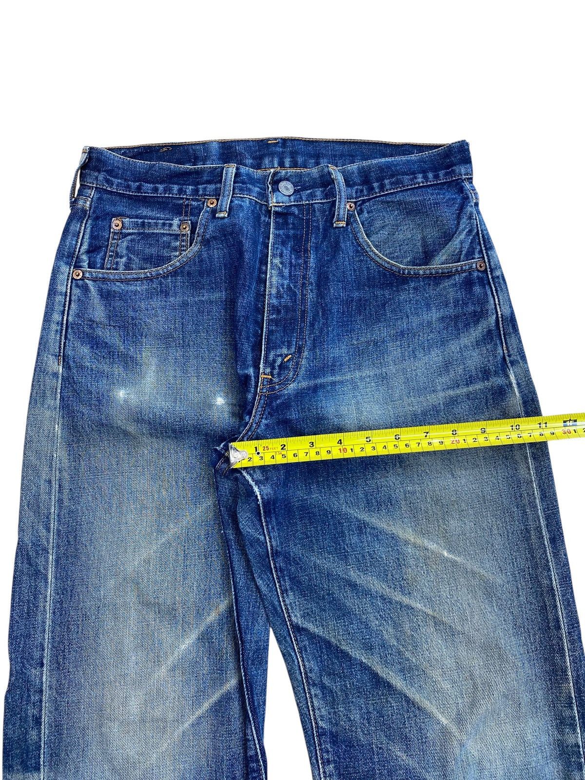 Levi's Levi’s Faded Blue Wash Whiskers Style Loose Jeans Size US 31 - 10 Thumbnail